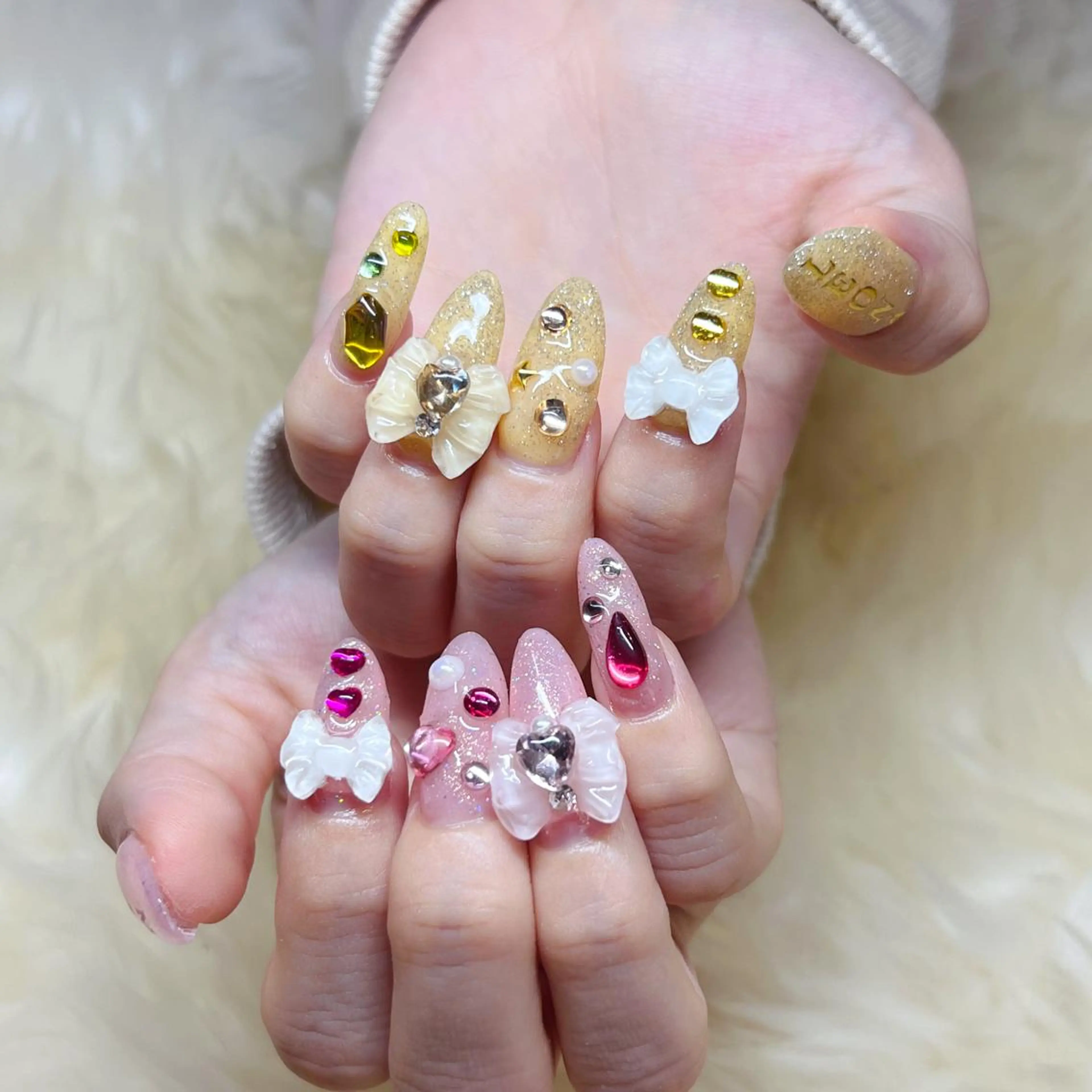 ロング ハンドネイル ハンドケア 💜MIYA nail川崎店のネイルデザイン