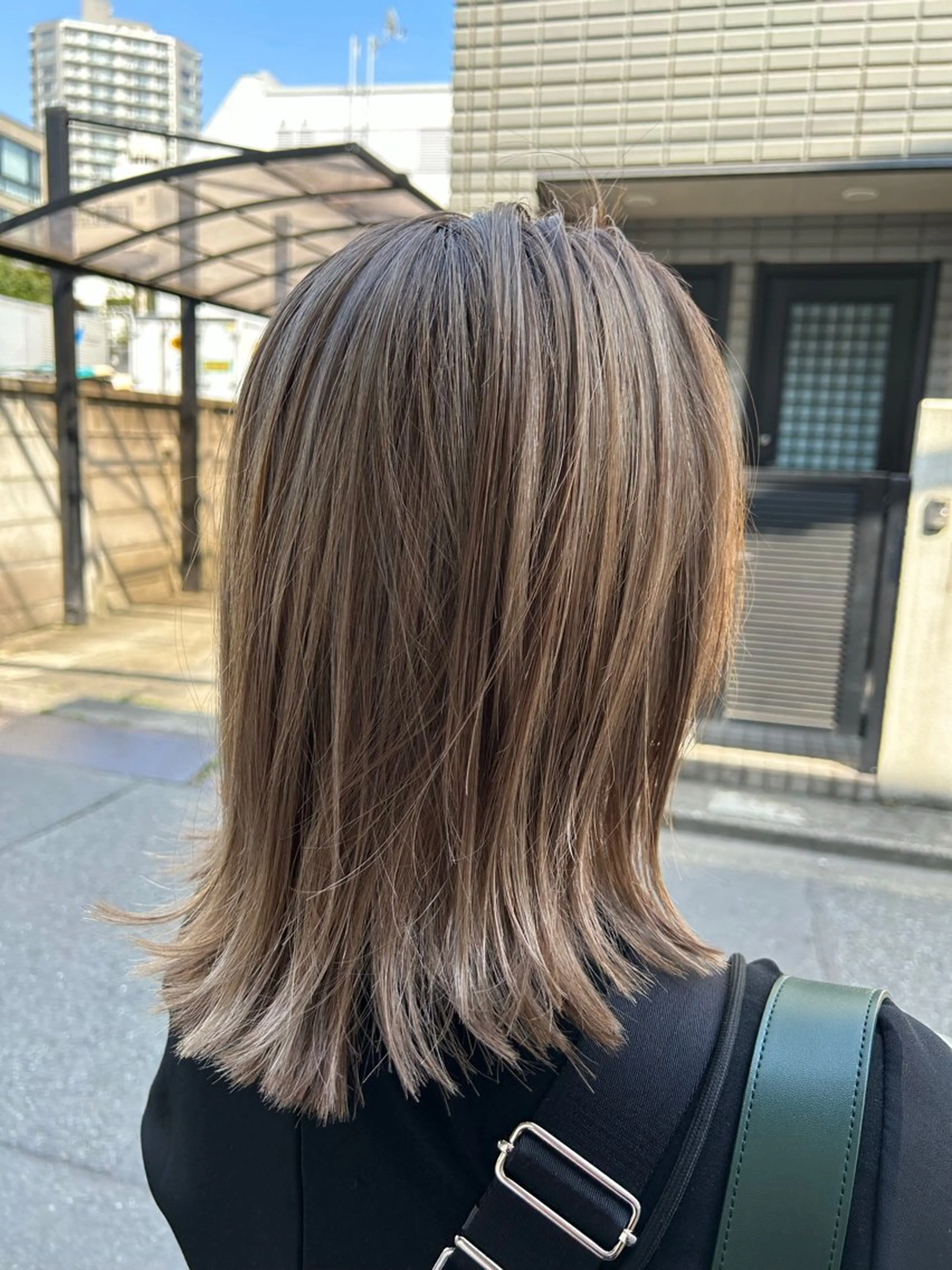 【✂️新規様限定】1ブリーチ+透明感カラー+トリートメントの写真