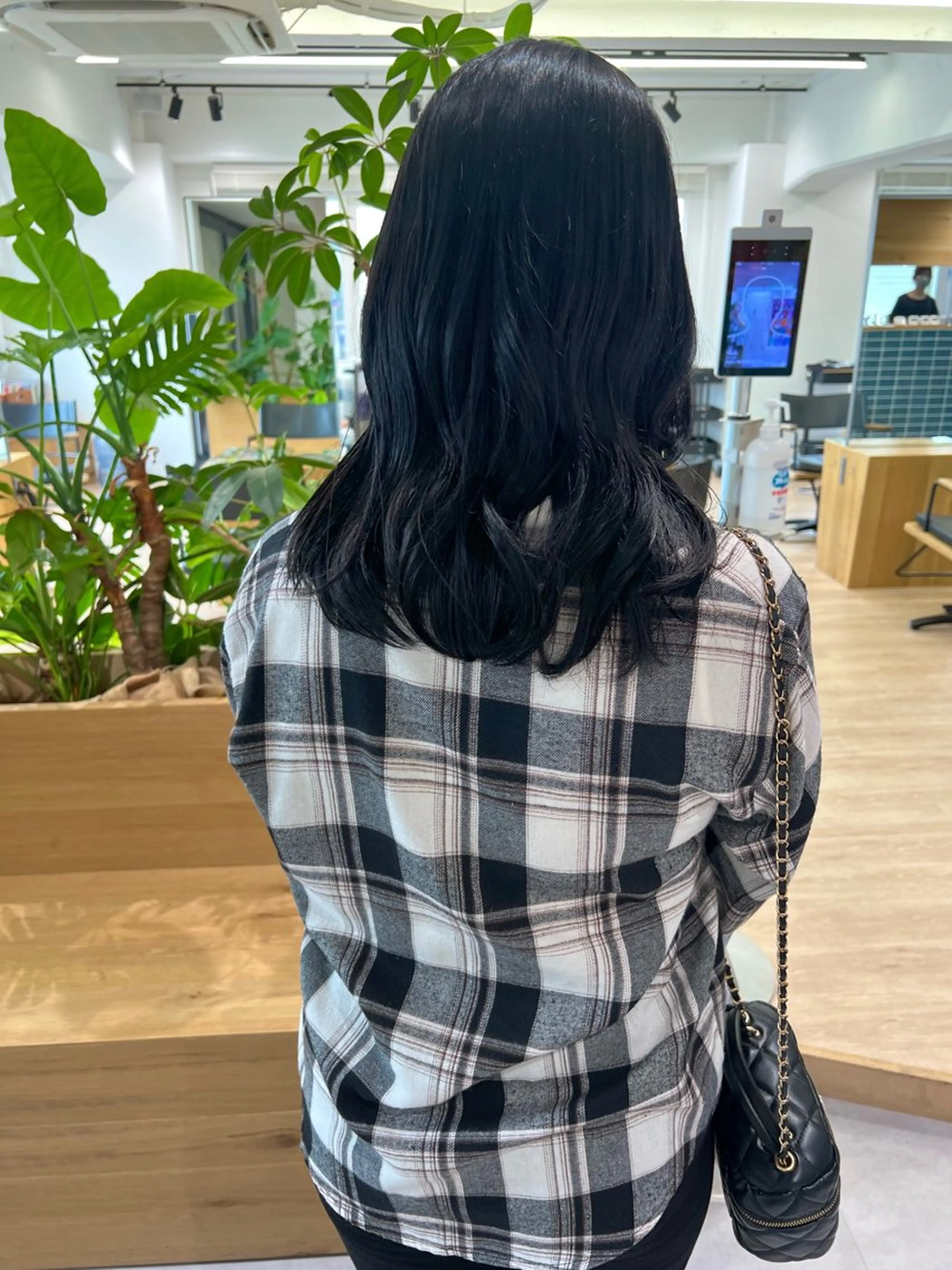 ミディアム カラー ヘアカラー トリートメント 田中 愛梨のヘアスタイル