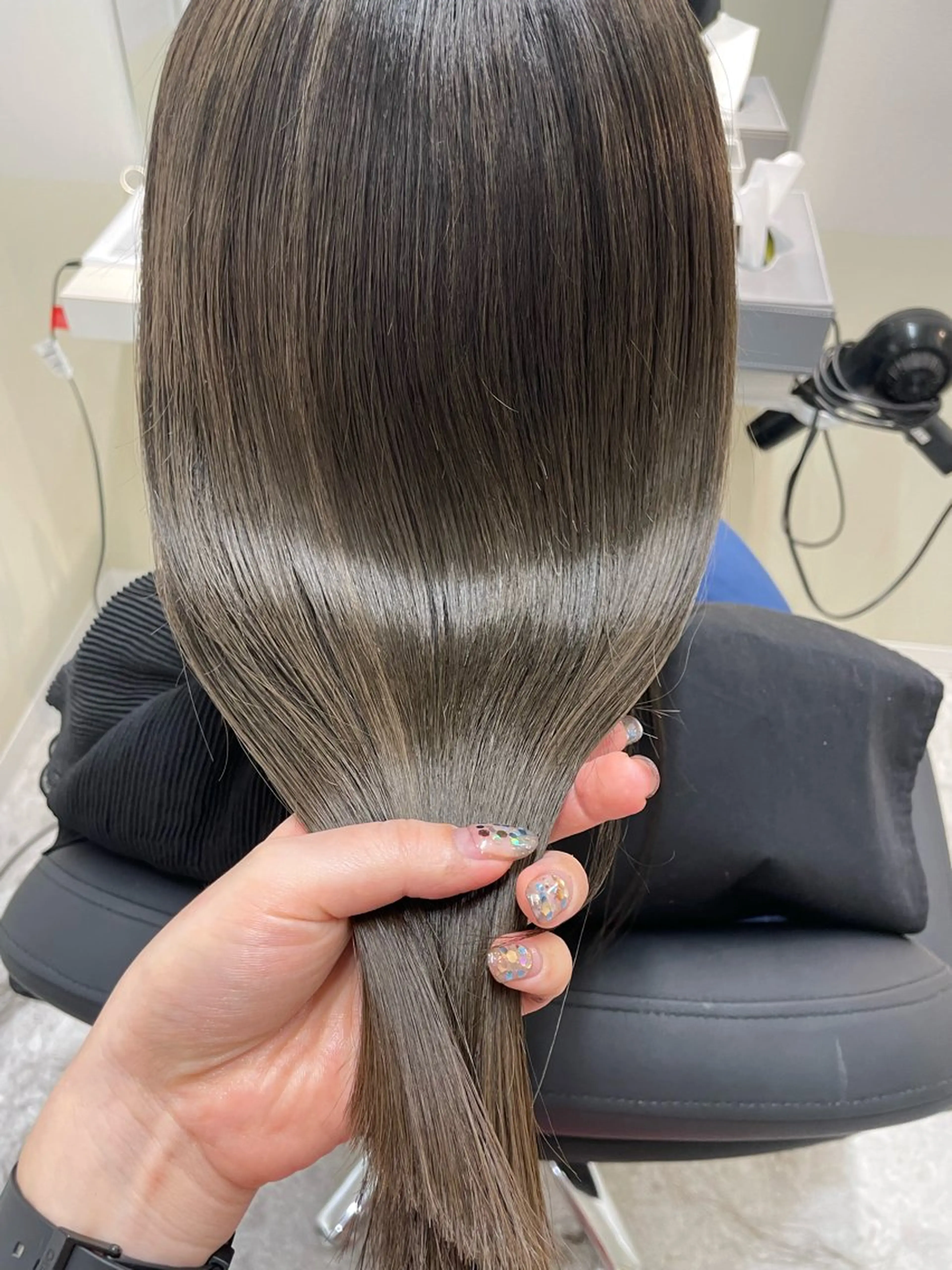 ロング カラー ブリーチ トリートメント カット ヘアカラー トリートメント 🩰ニシムラヒカリ 半個室salon♡*のヘアスタイル