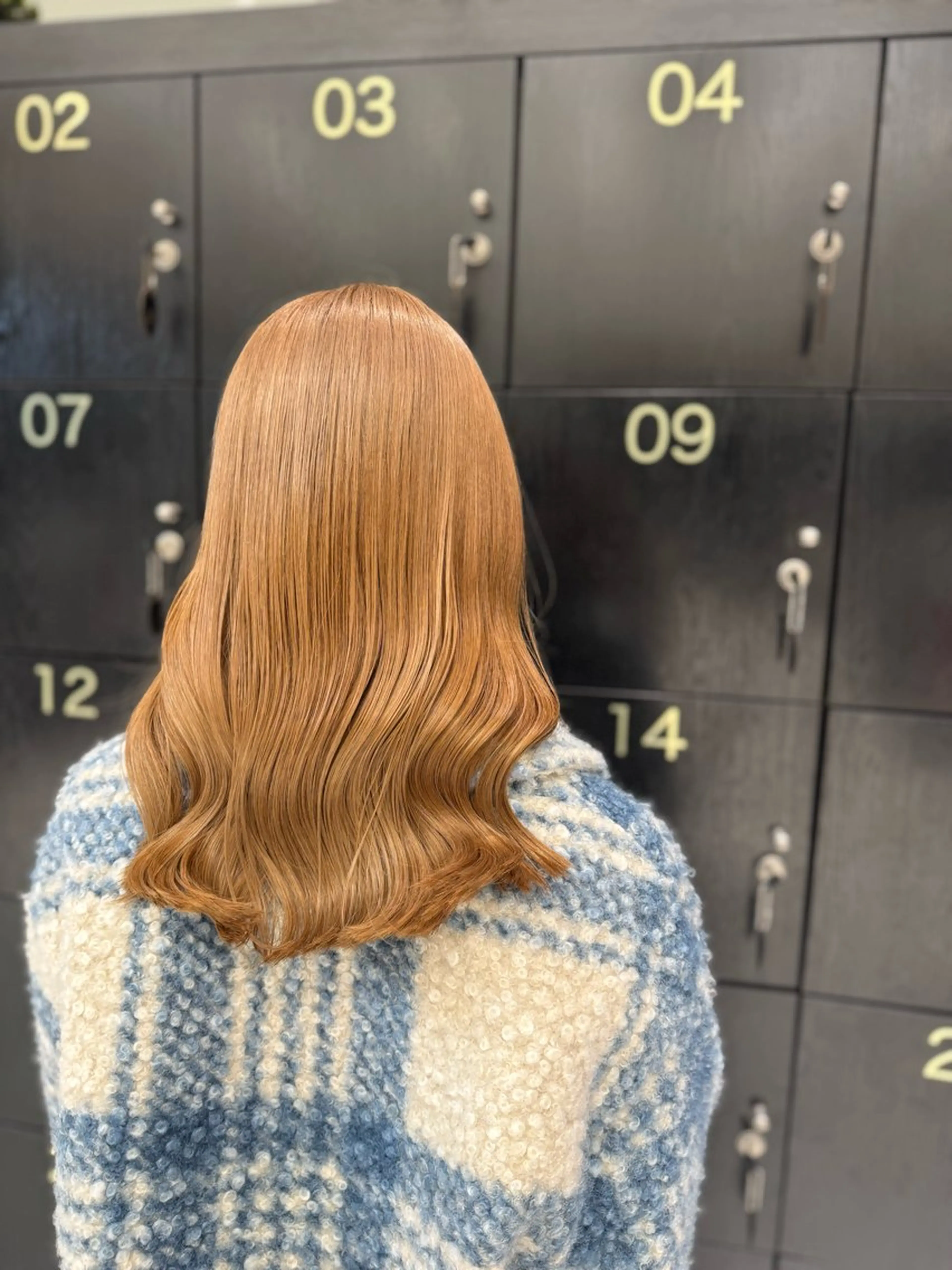 ミディアム 伊藤 柚奈のヘアスタイル