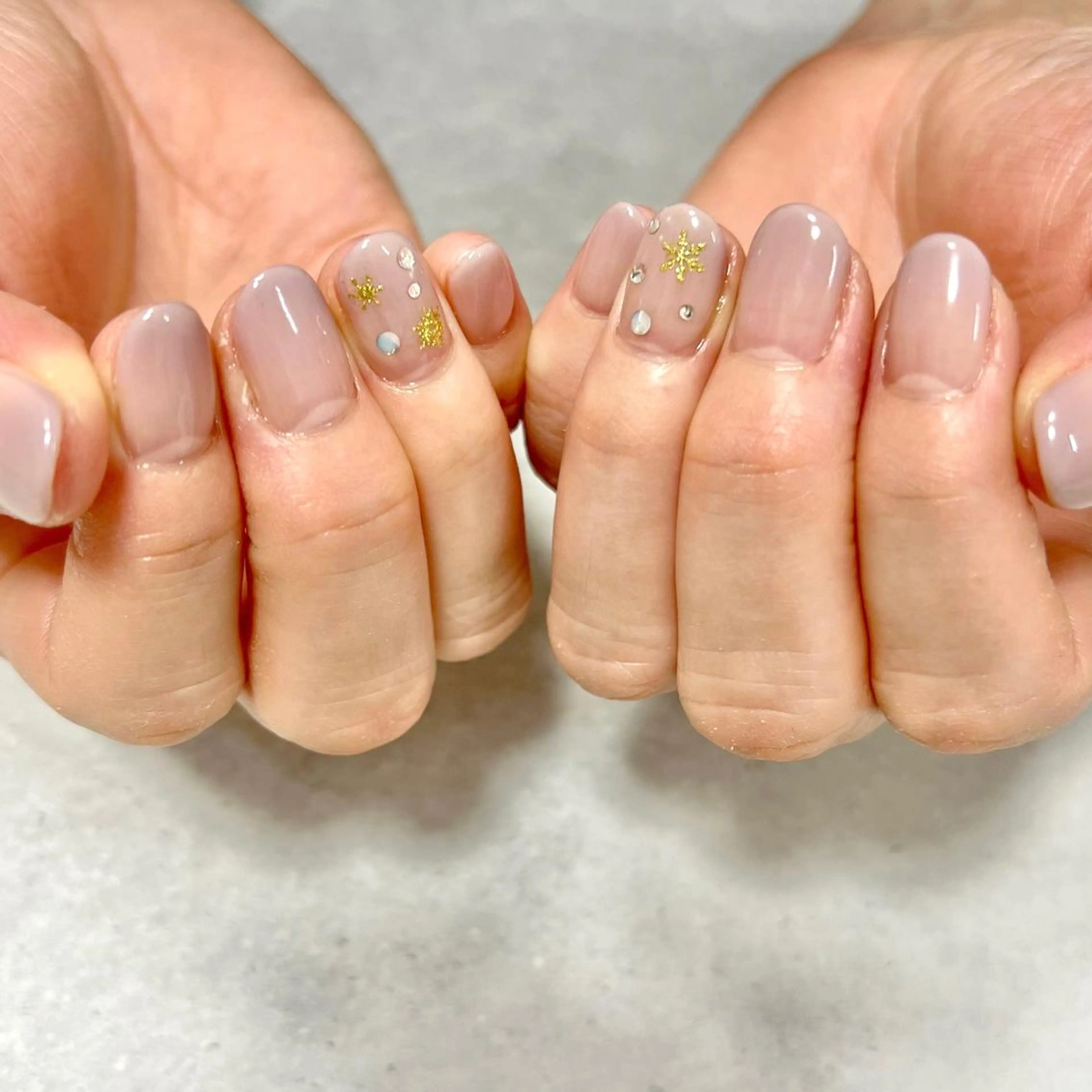 ネイル グラデーション オフィスネイル シンプルネイル 冬ネイル ステラ marikominoのネイルデザイン