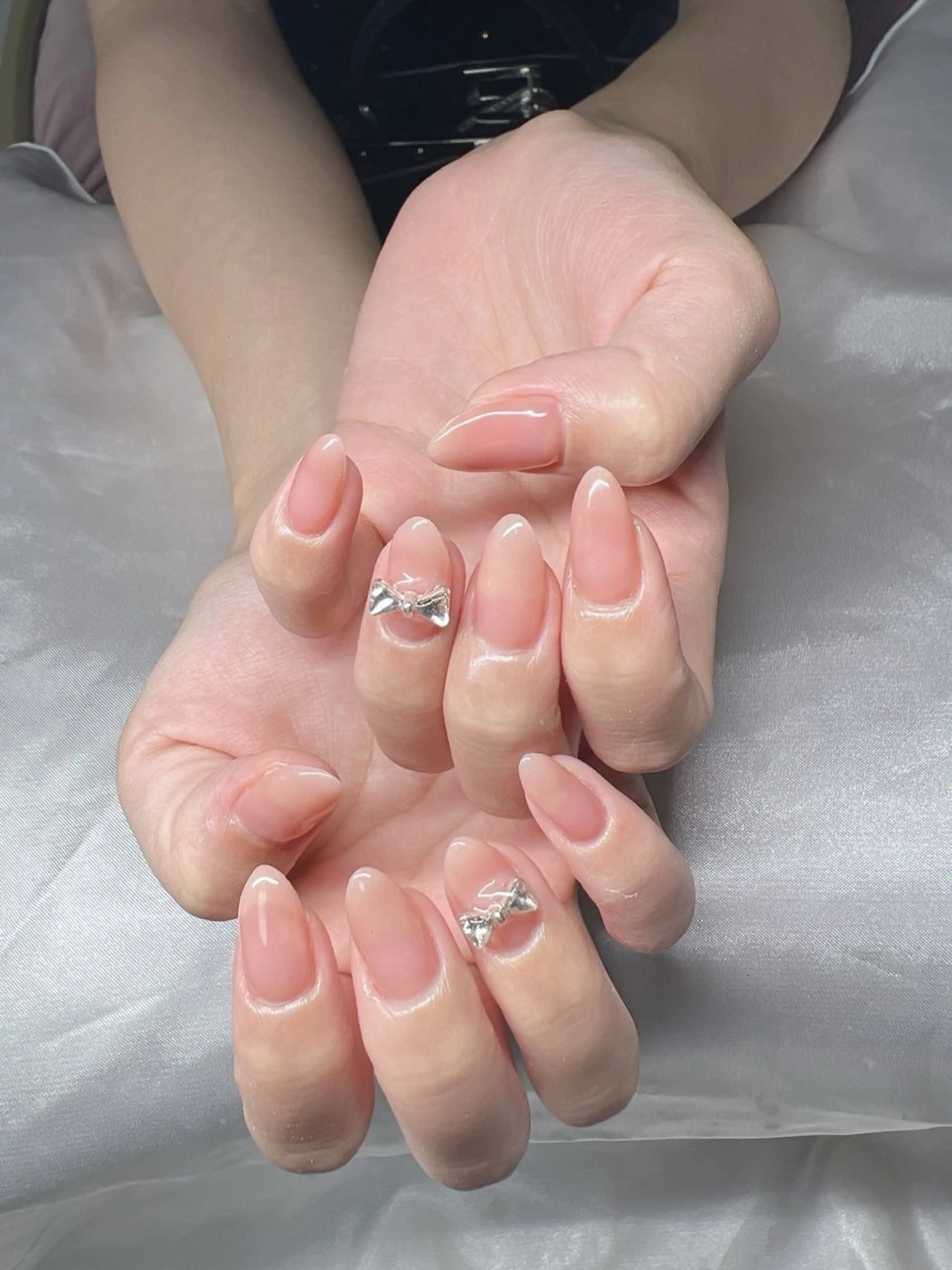 ネイル 長さ出し グラデーション 卒業式 キラキラネイル マグネットネイル ハンドネイル Lee Nailsのネイルデザイン