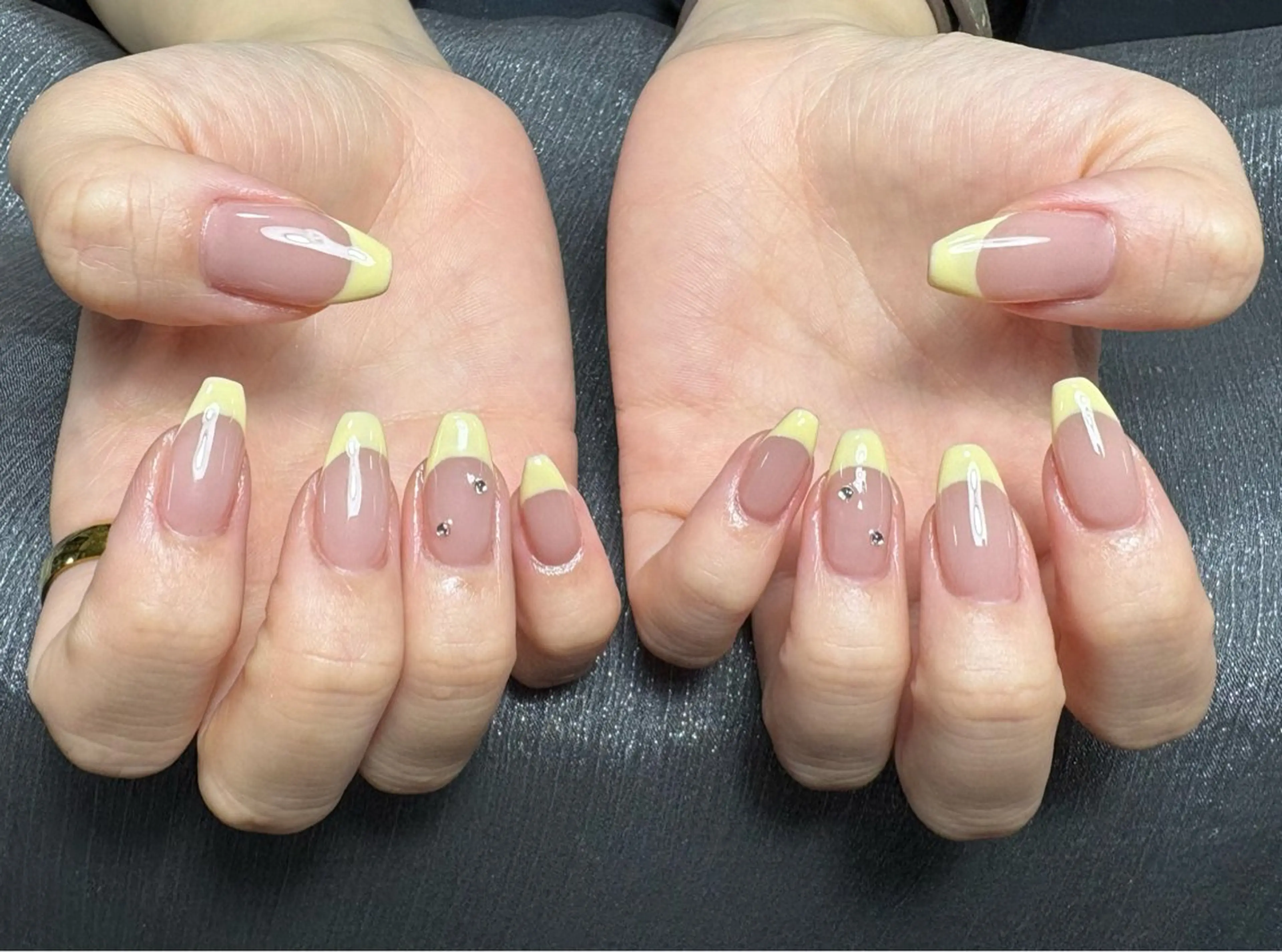 ネイル フレンチネイル ハンドネイル dandelion nail北千住のネイルデザイン