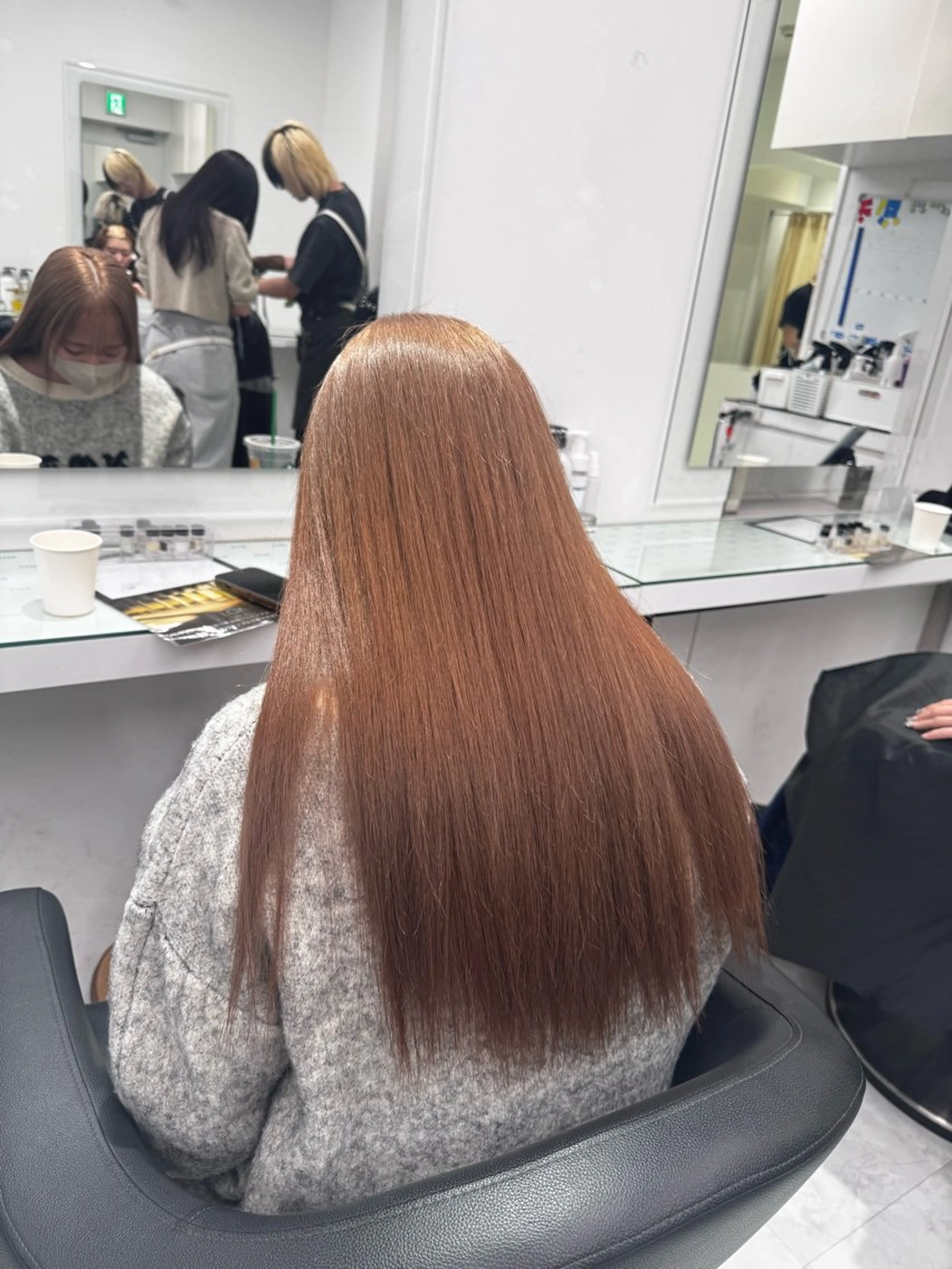 ロング カラー ヘアアレンジ カット ヘアカラー トリートメント ヘッドスパ ヘアセット 透け上品ハイトーン 職人ゆうと🤍のヘアスタイル