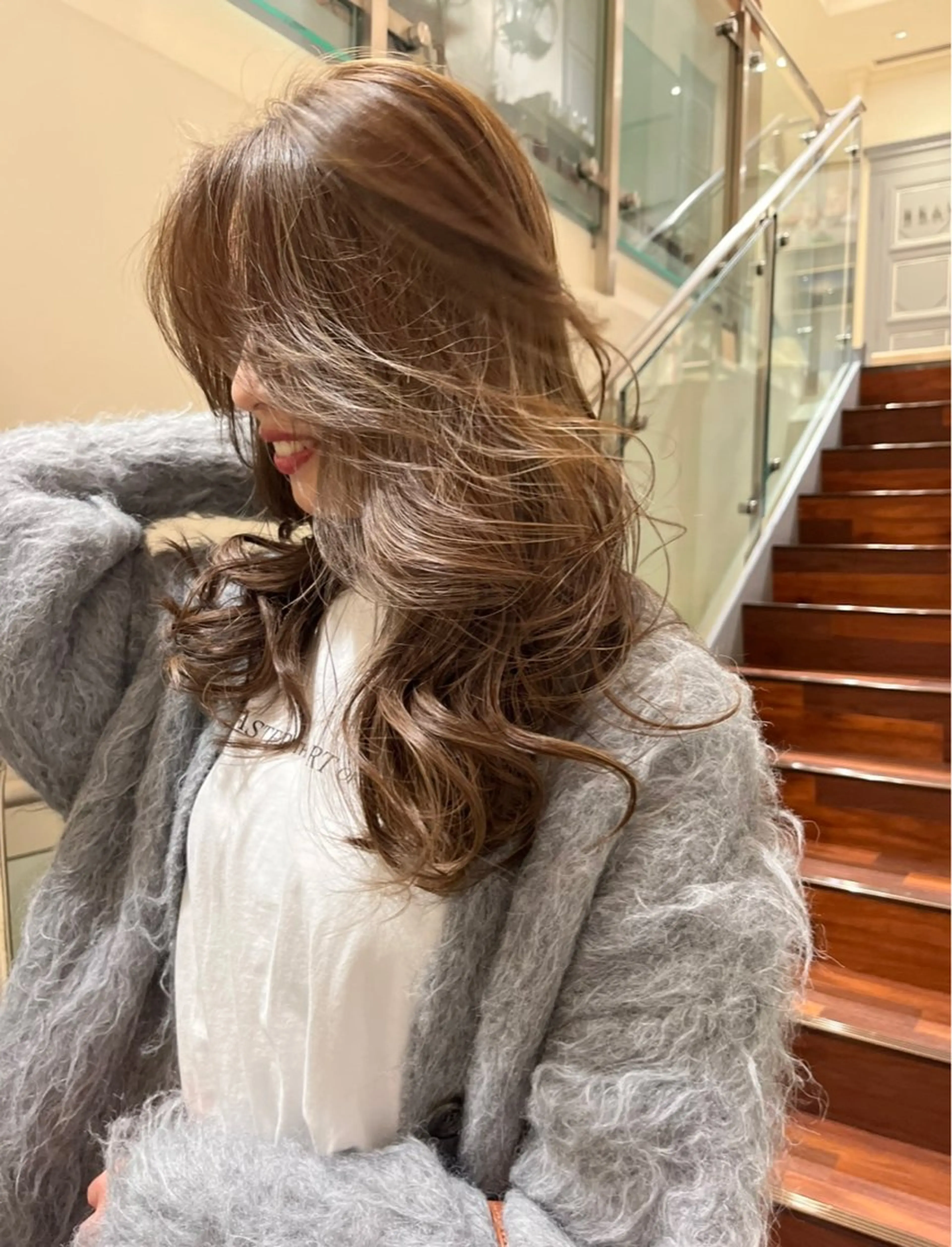 ロング レイヤーカット ｼｮｰﾄｶｯﾄ 梅田 山下　すみれのヘアスタイル