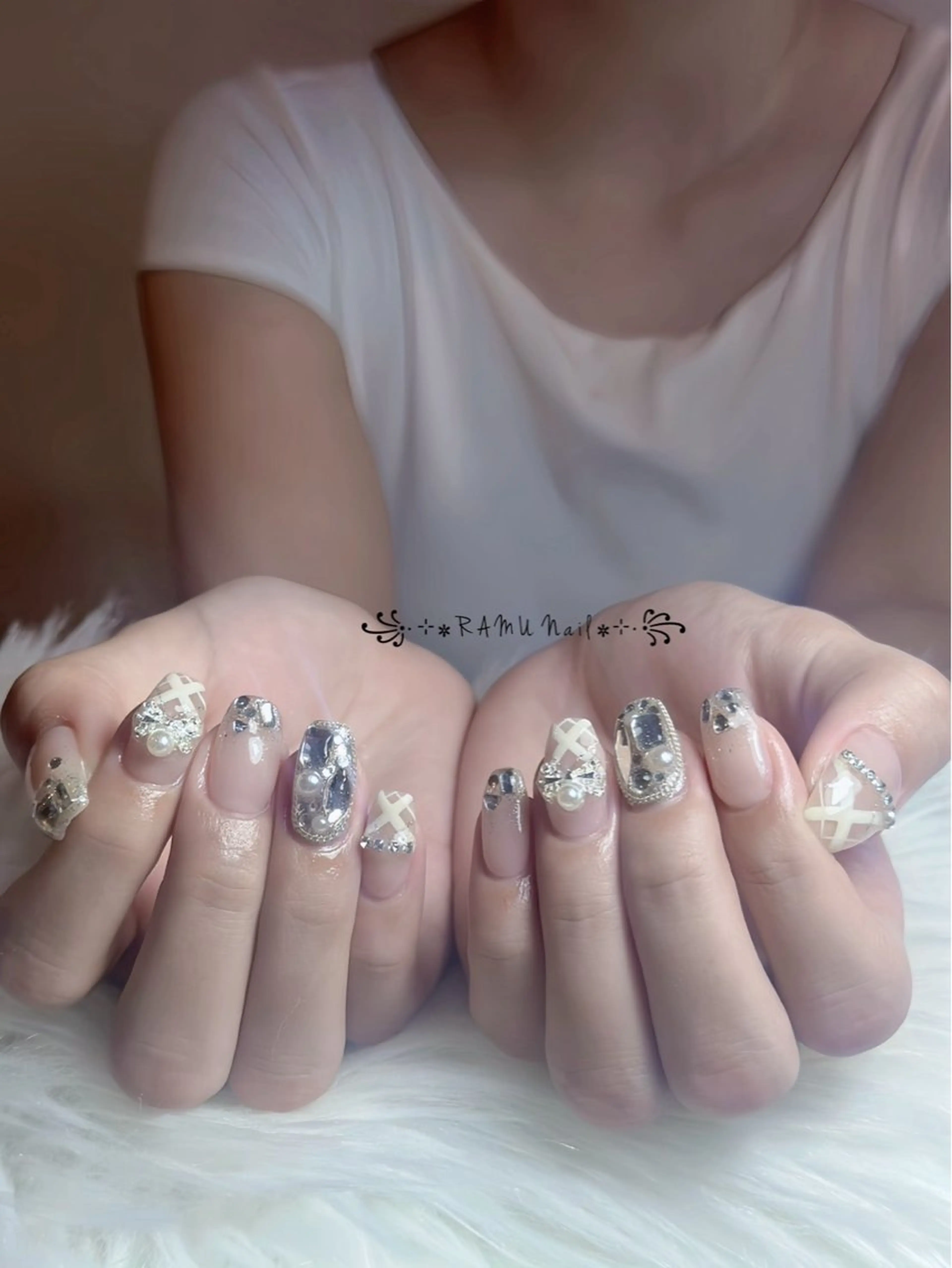 ネイル キラキラネイル マグネットネイル ミラーネイル ピンク ワンホンネイル ハンドネイル RAMU Nail 恵比寿店のネイルデザイン