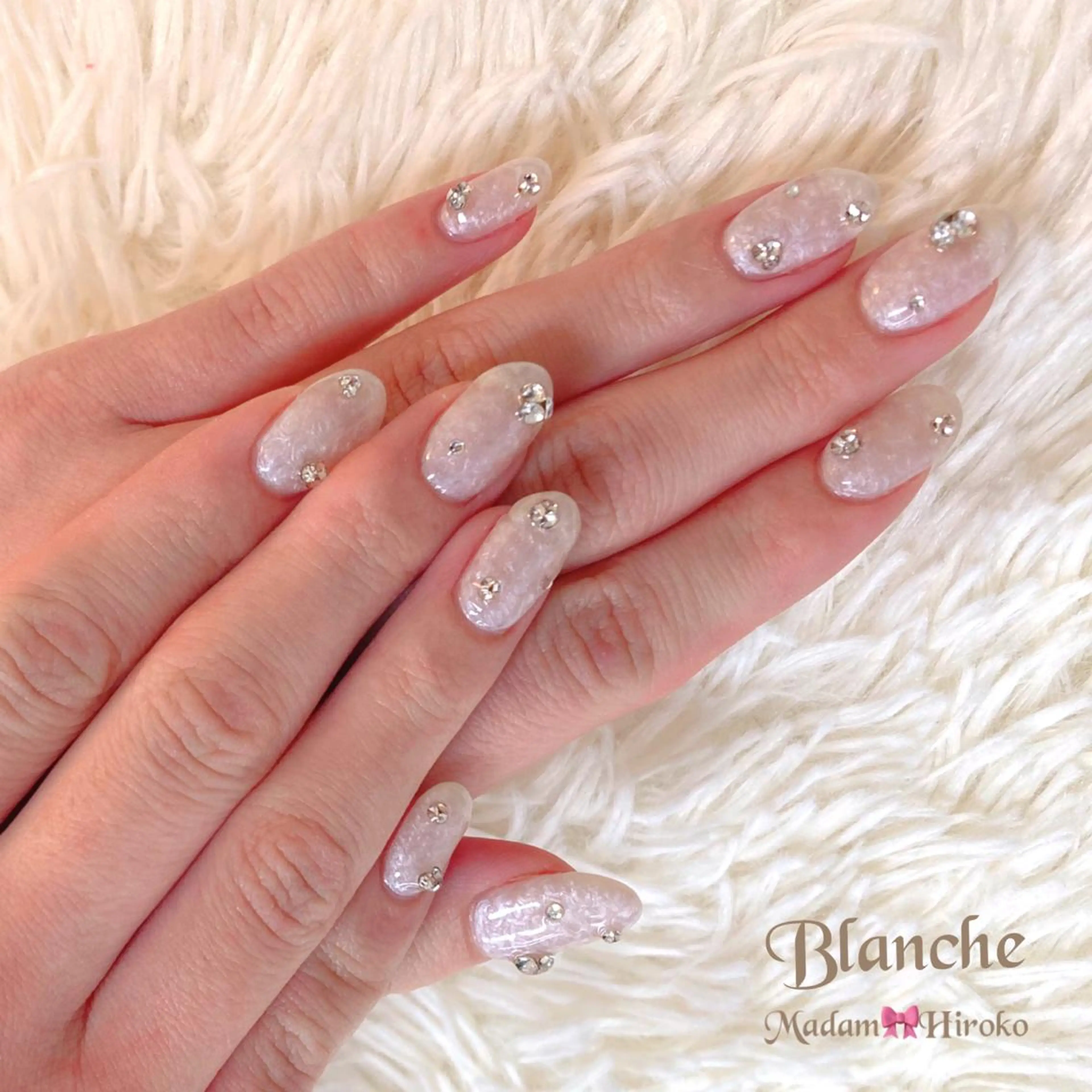 ネイル ホワイト Lianネイル 寛子Lianのネイルデザイン