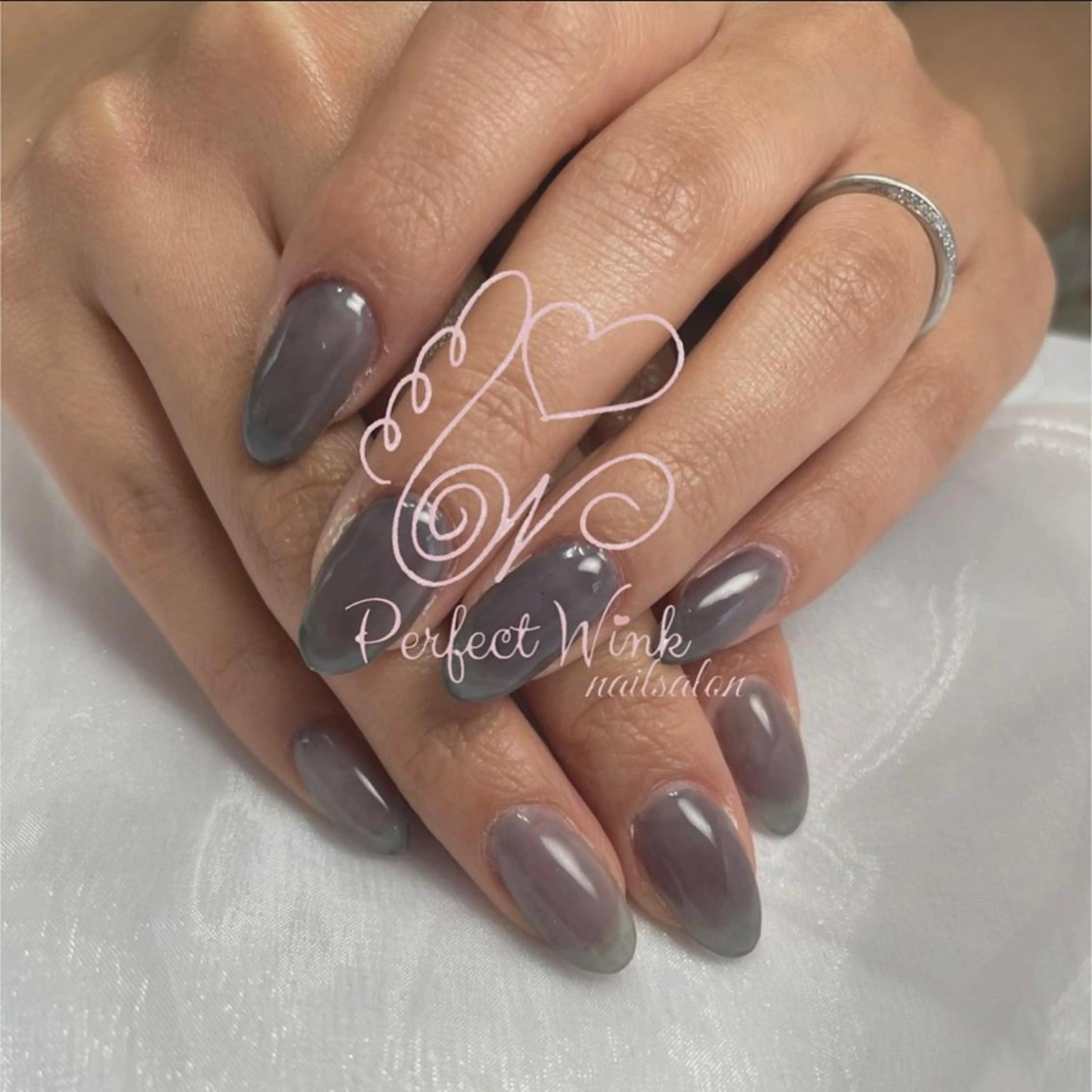 ネイル ニュアンスネイル ワンカラーネイル 💅Perfect Wink RUI🌈のネイルデザイン