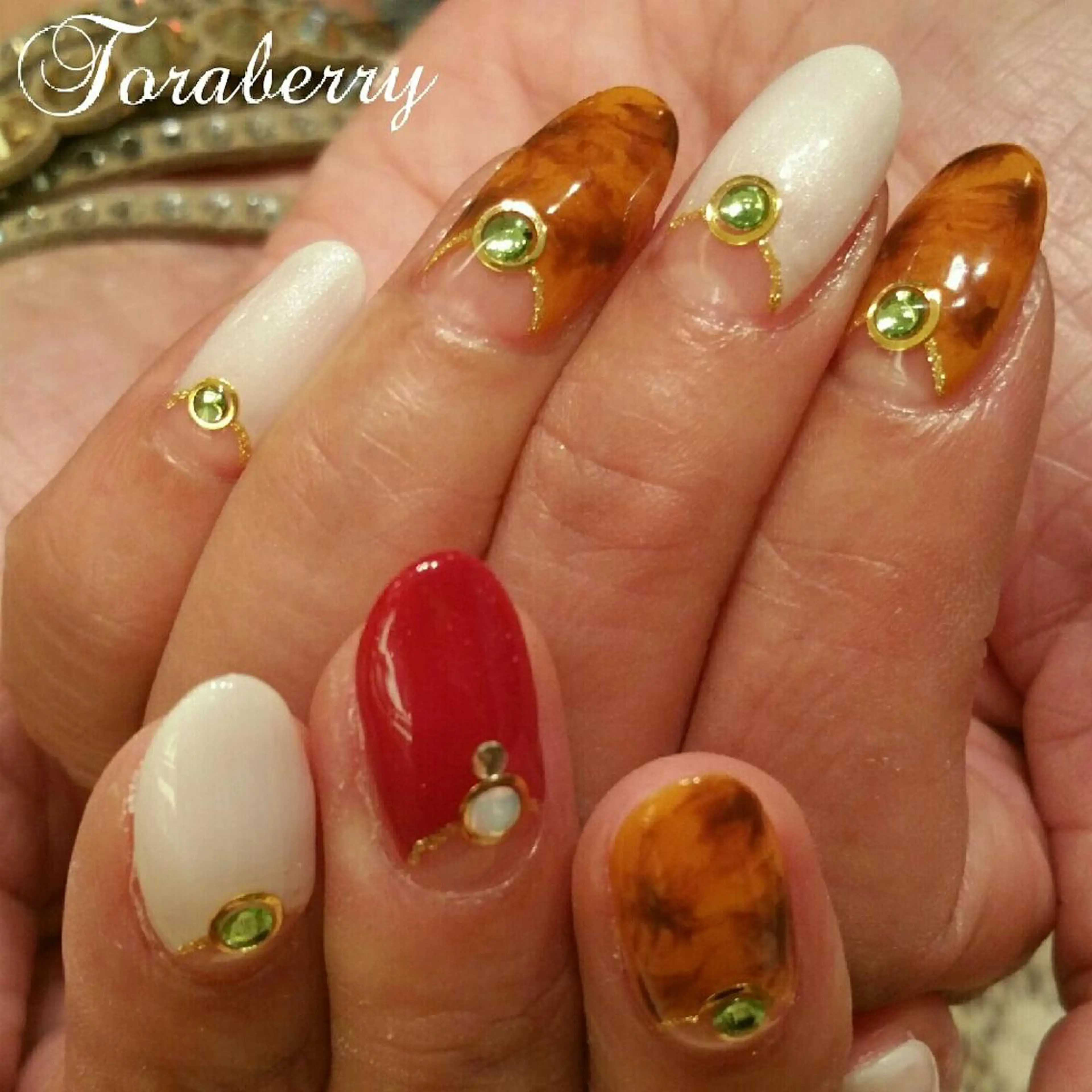 ネイル べっ甲ネイル ネイリスト なつみのネイルデザイン