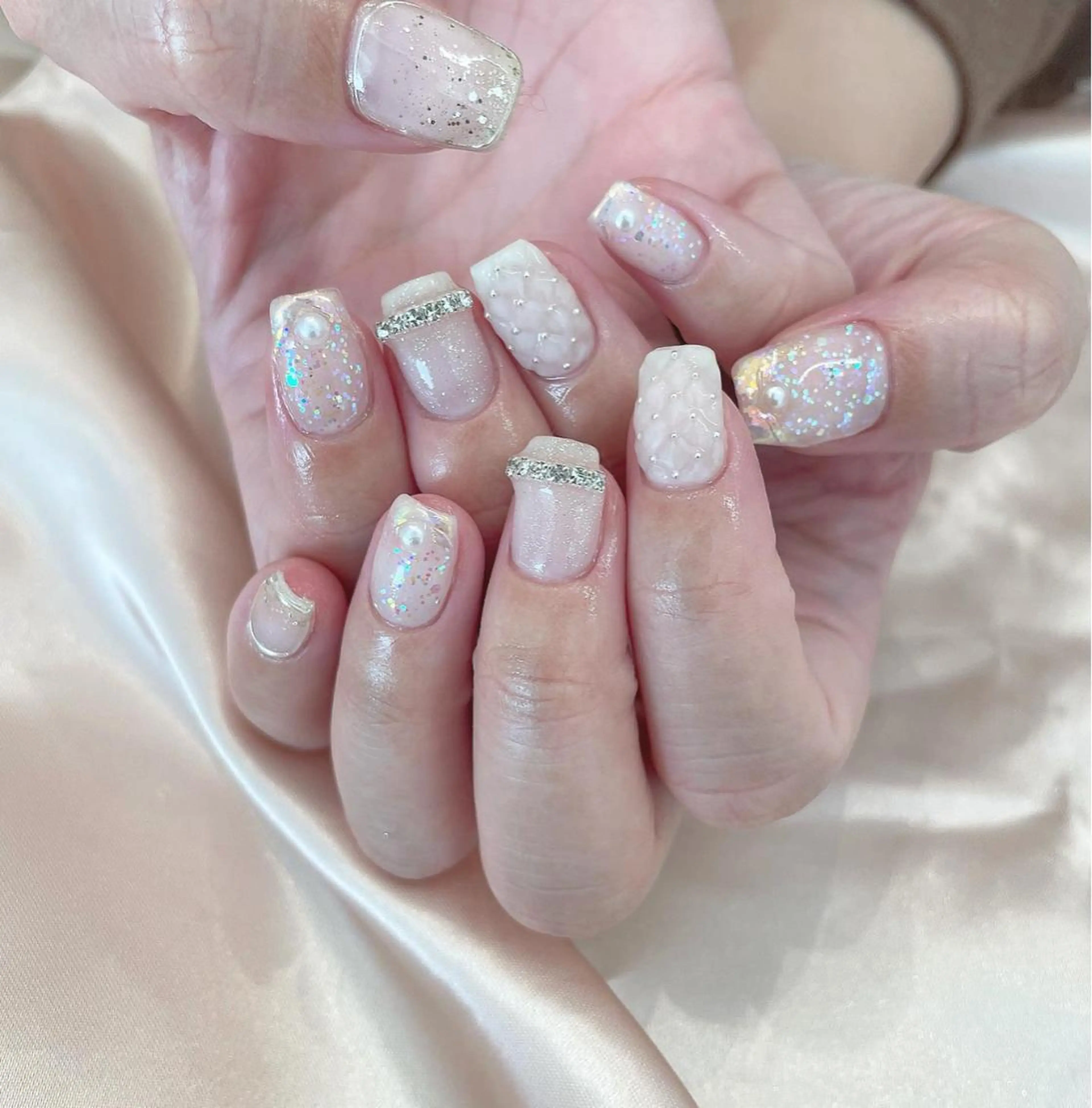 ネイル essence所属・pétit maakoのネイルデザイン