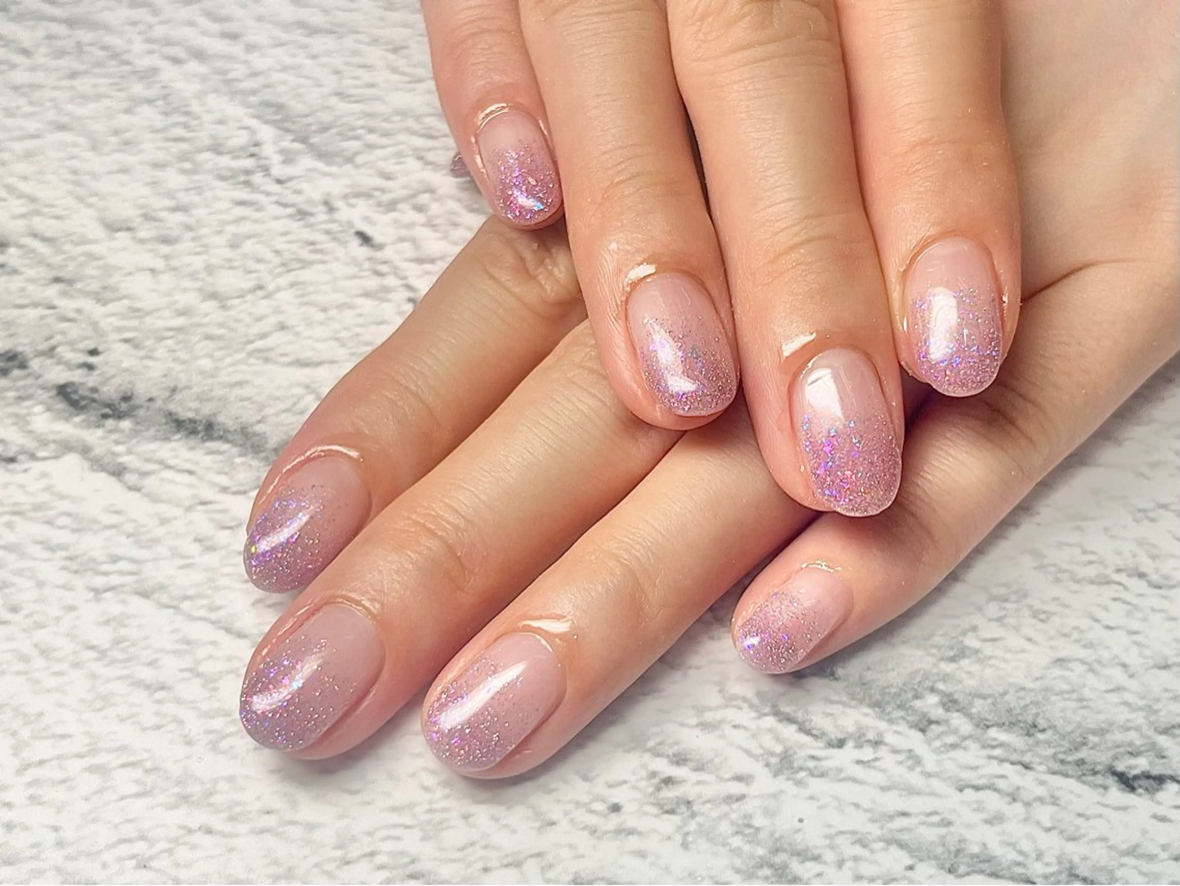 ネイル グラデーション ラメ(グリッター) ラメグラデーション Queen nail 北堀江 ASUKAのネイルデザイン