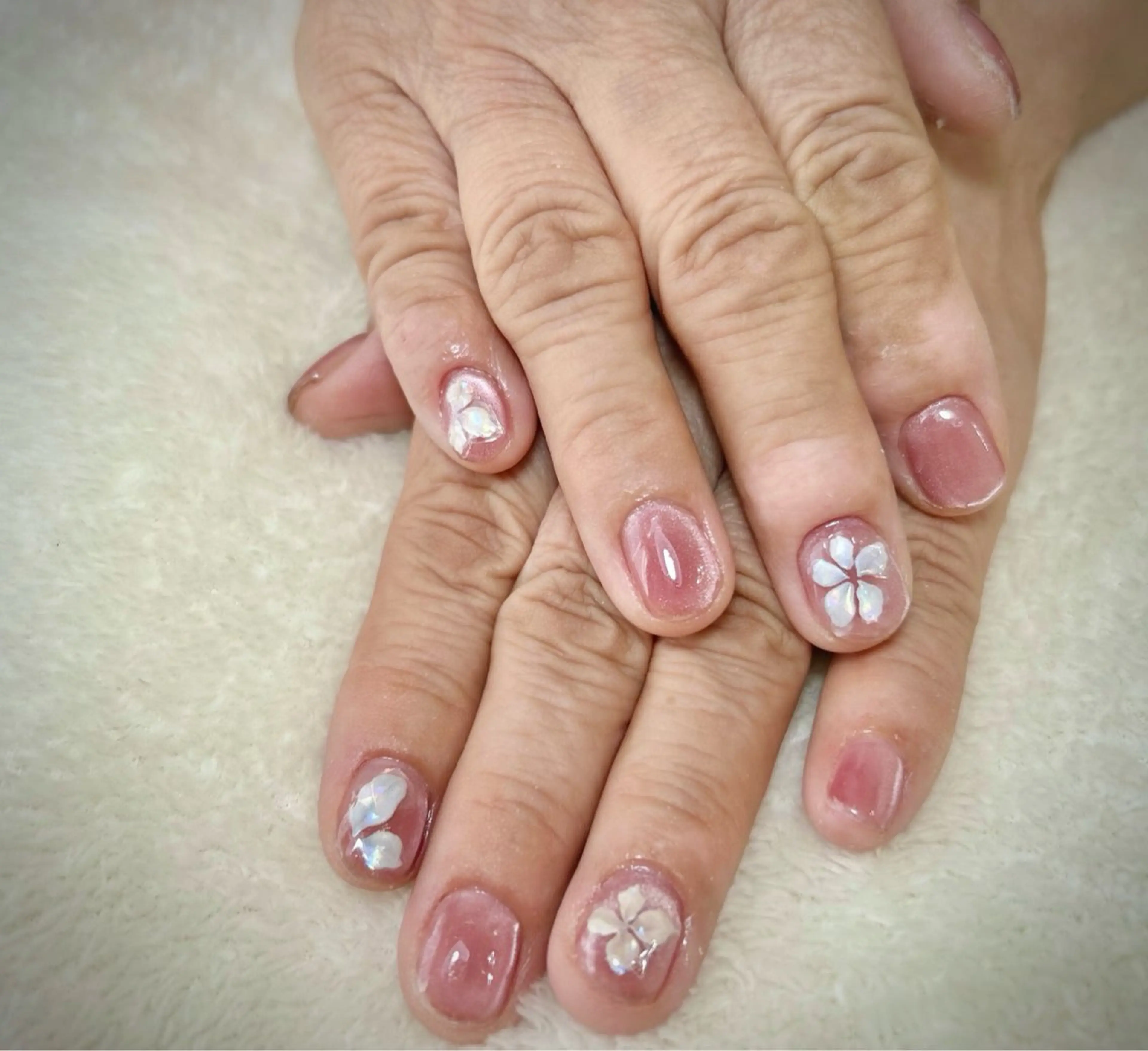 ネイル ハンドネイル フットネイル Nailsalon Latteのネイルデザイン