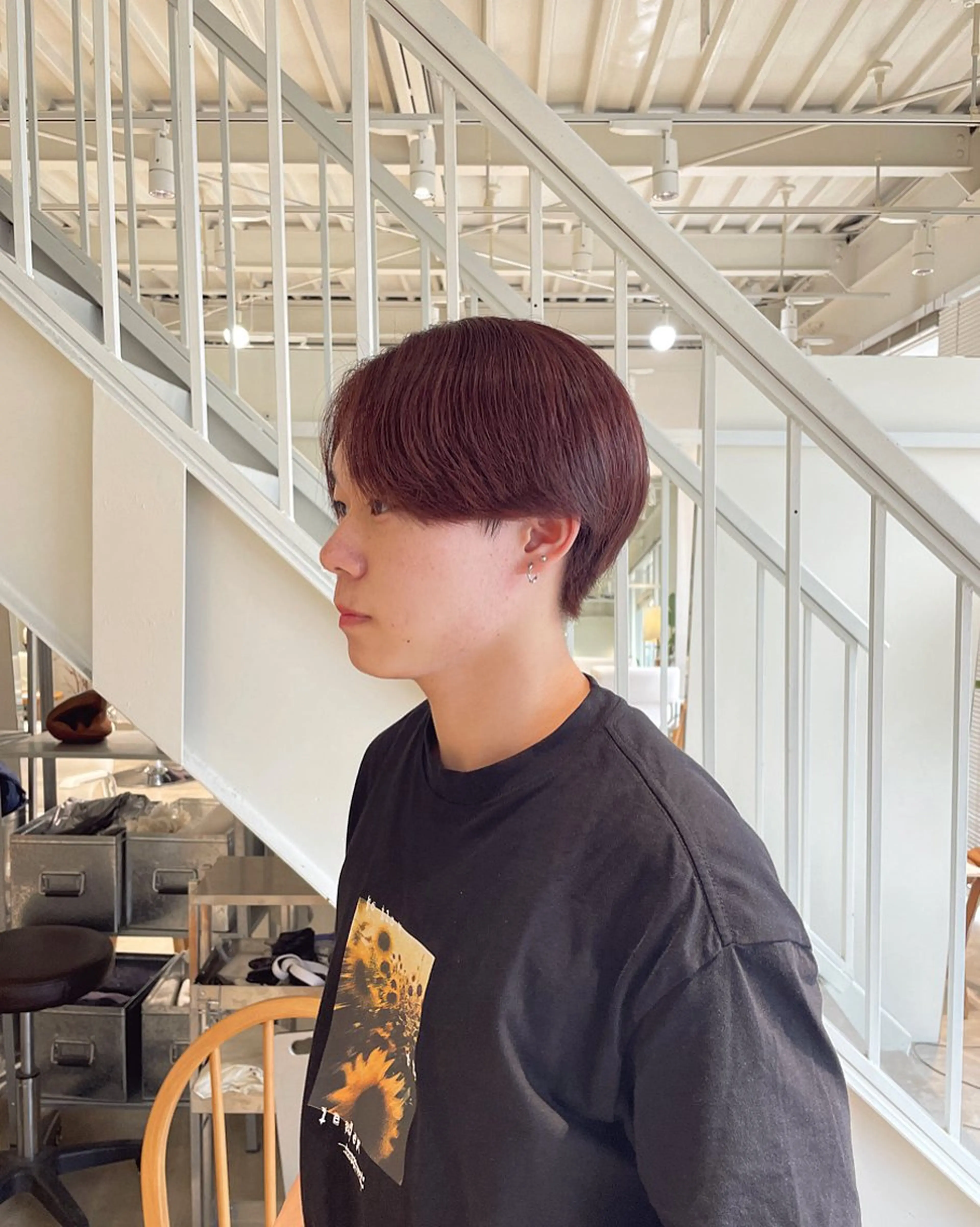 ショート カラー メンズ ブラウンカラー ピンクカラー ピンクブラウン 安西 香利奈のヘアスタイル