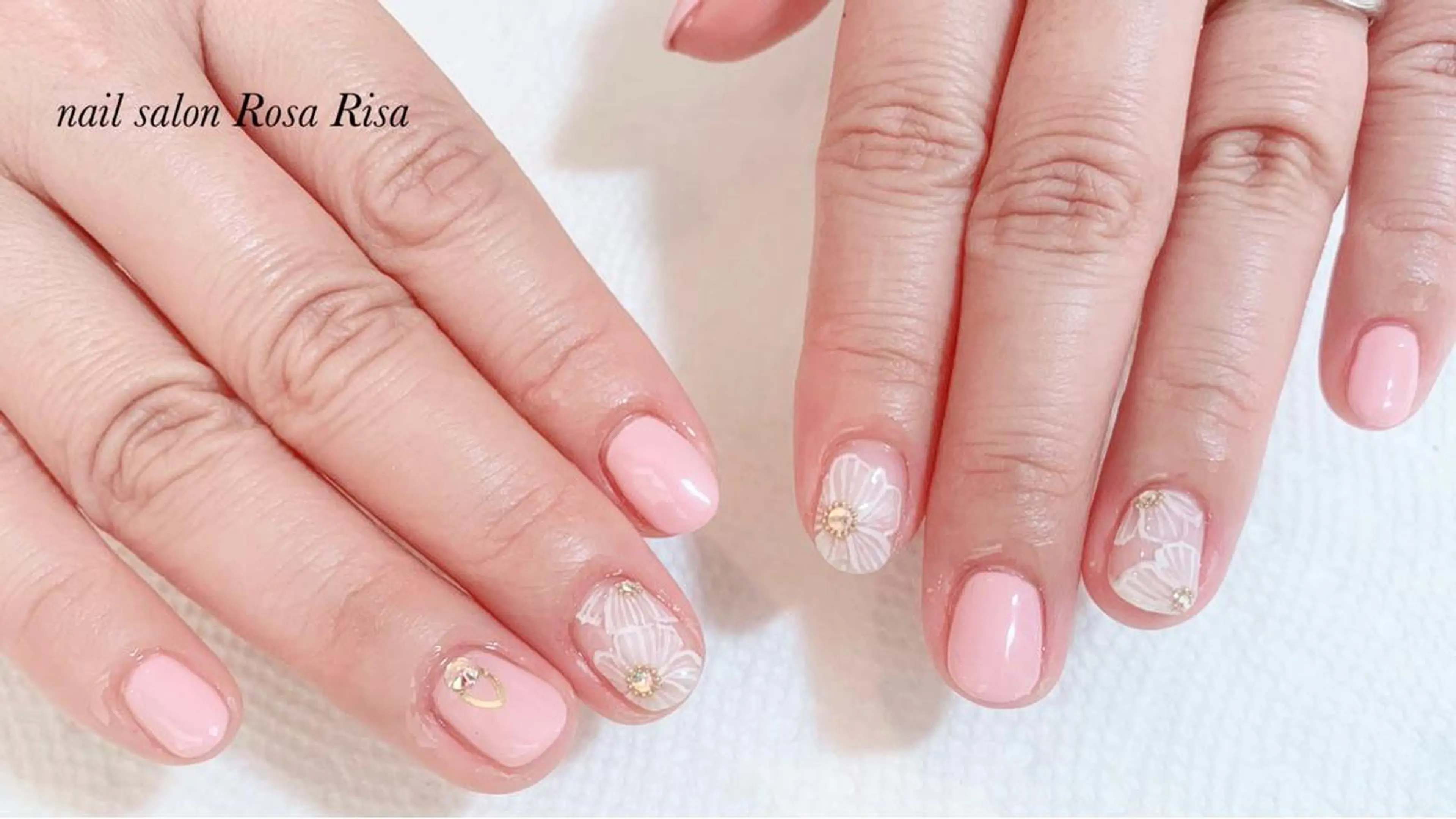 ショート ネイル フットネイル ネイルスタジオ シェイクユアハンズのネイルデザイン