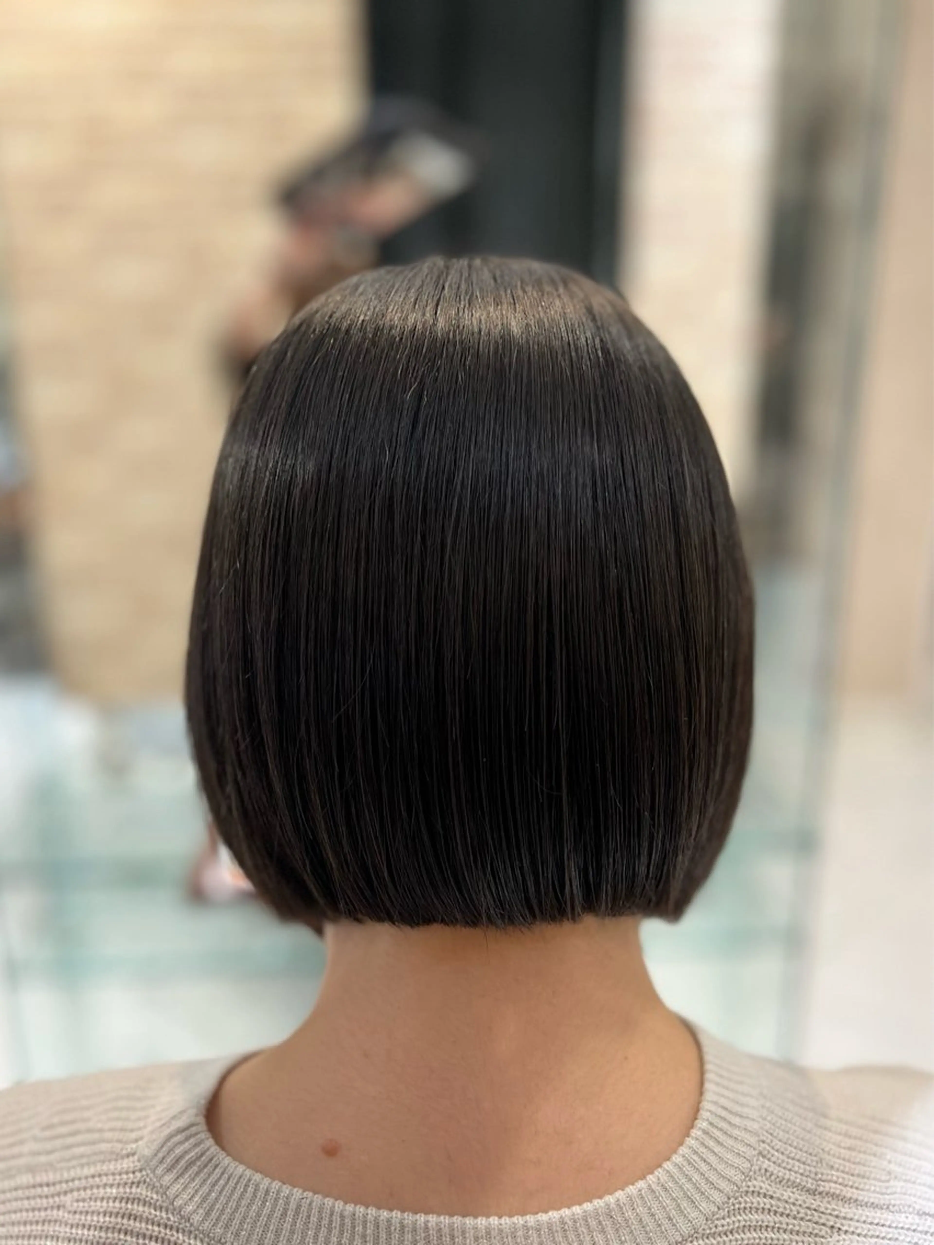 ミディアム ボブ ハイライト 髪質改善 韓国風ヘア レイヤーカット ボブ/ハイトーン髪質 改善/越谷✨クラモチのヘアスタイル