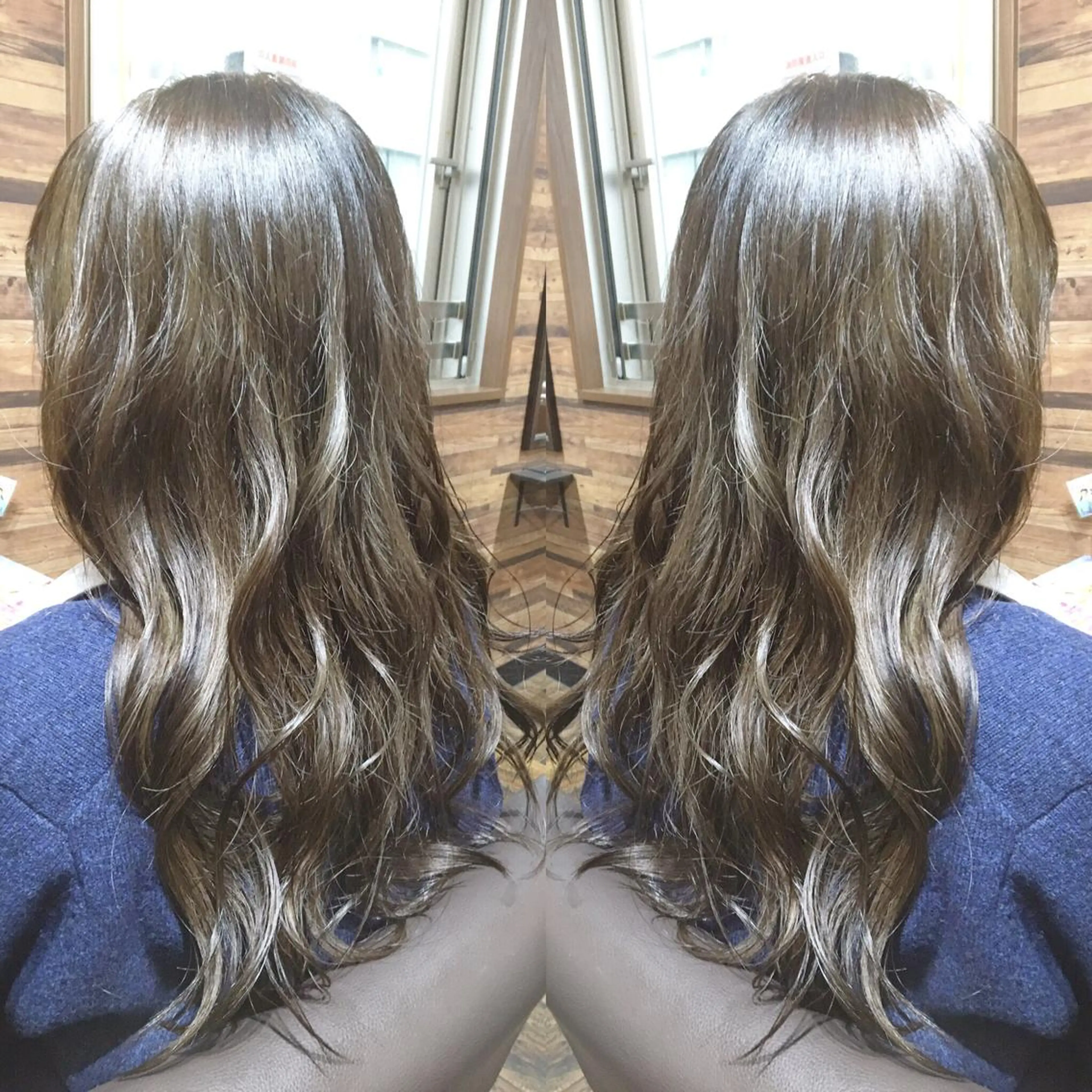 ロング カラー ブリーチ グレージュ MITSU ✂️のヘアスタイル