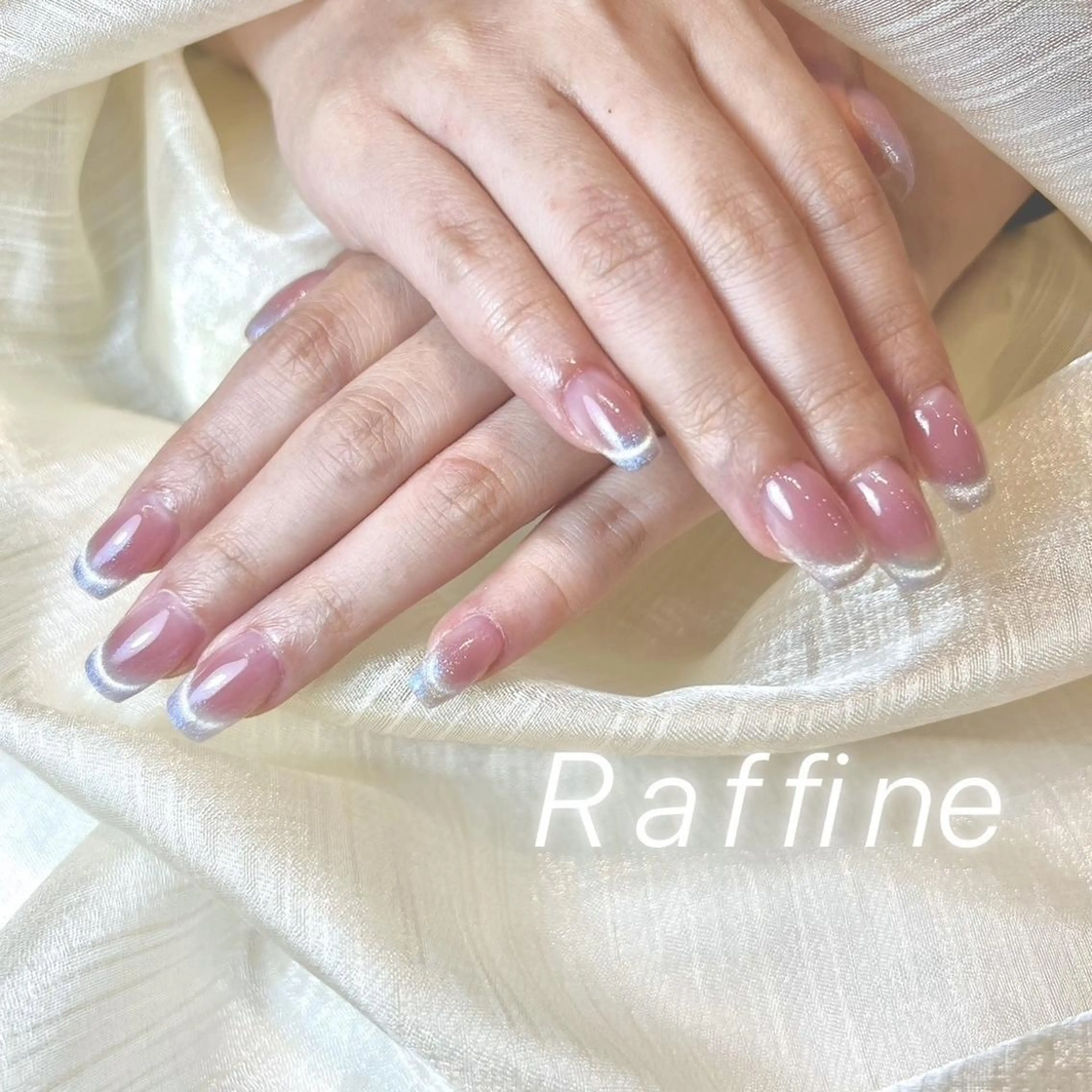 ネイル RAFFINE haru🦋🩵のネイルデザイン