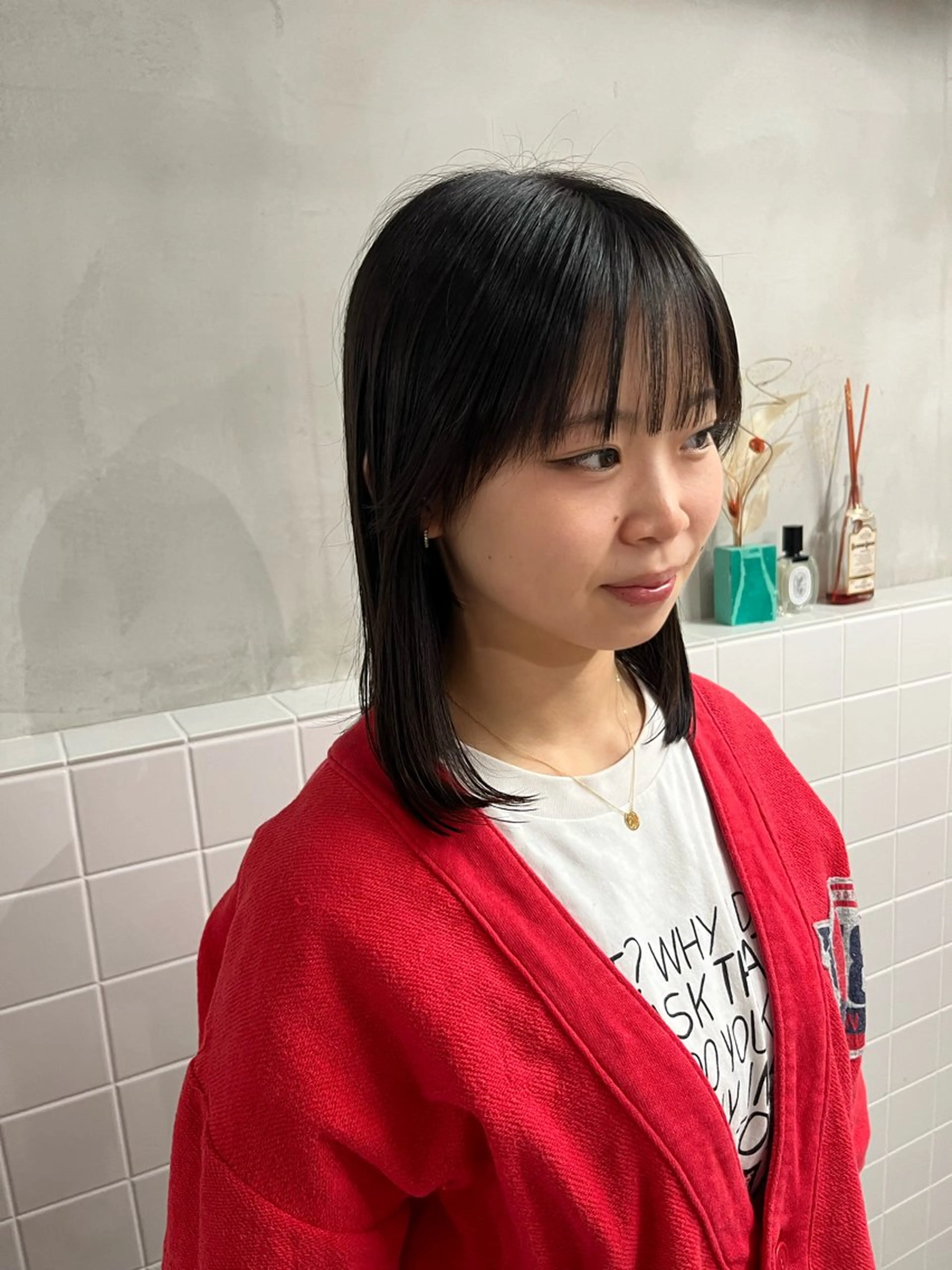 ミディアム 顔周りカット anon Loemのヘアスタイル