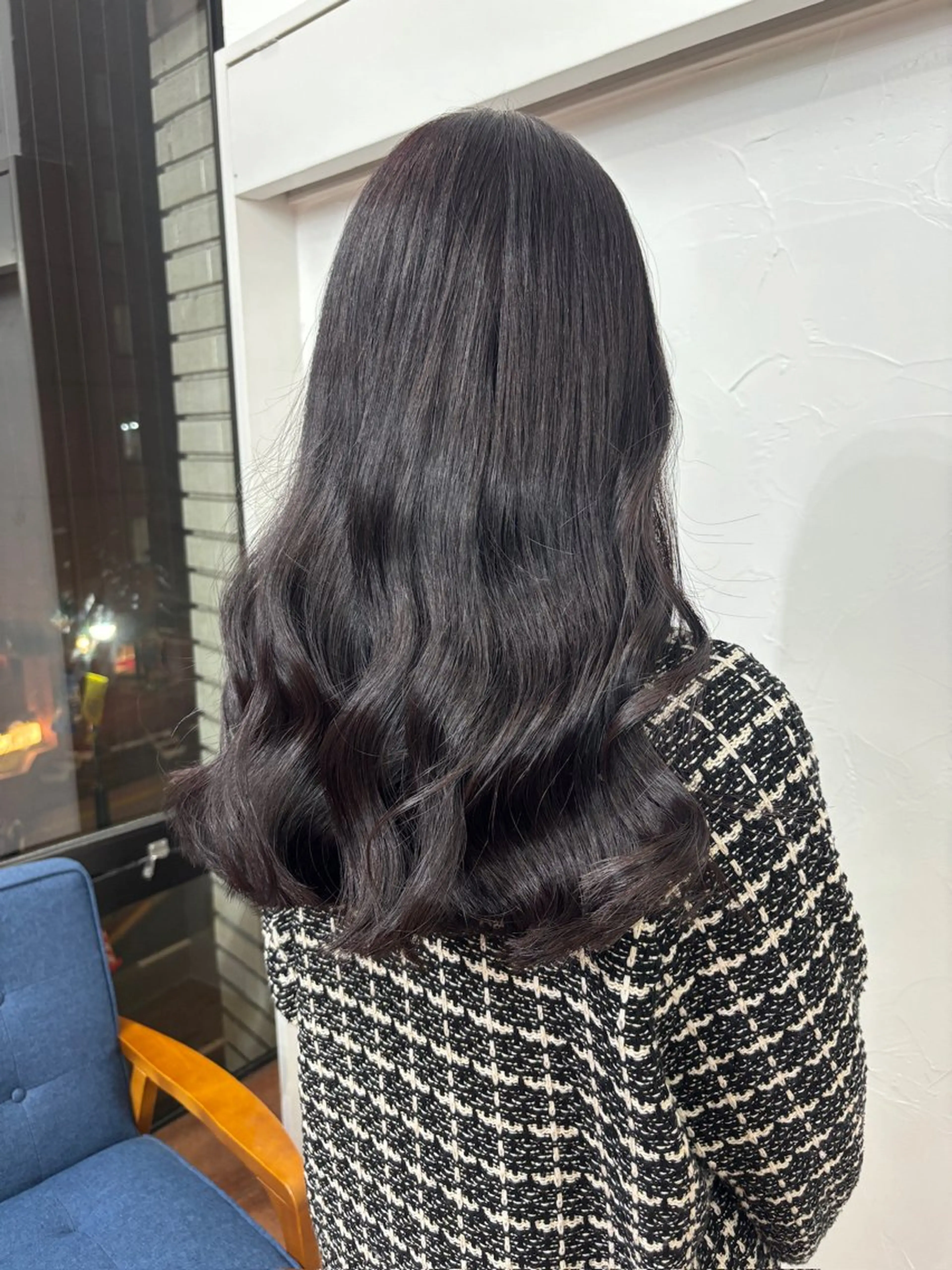 ロング ヘアカラー トリートメント ラベンダーカラー /巻き/WAKANAのヘアスタイル