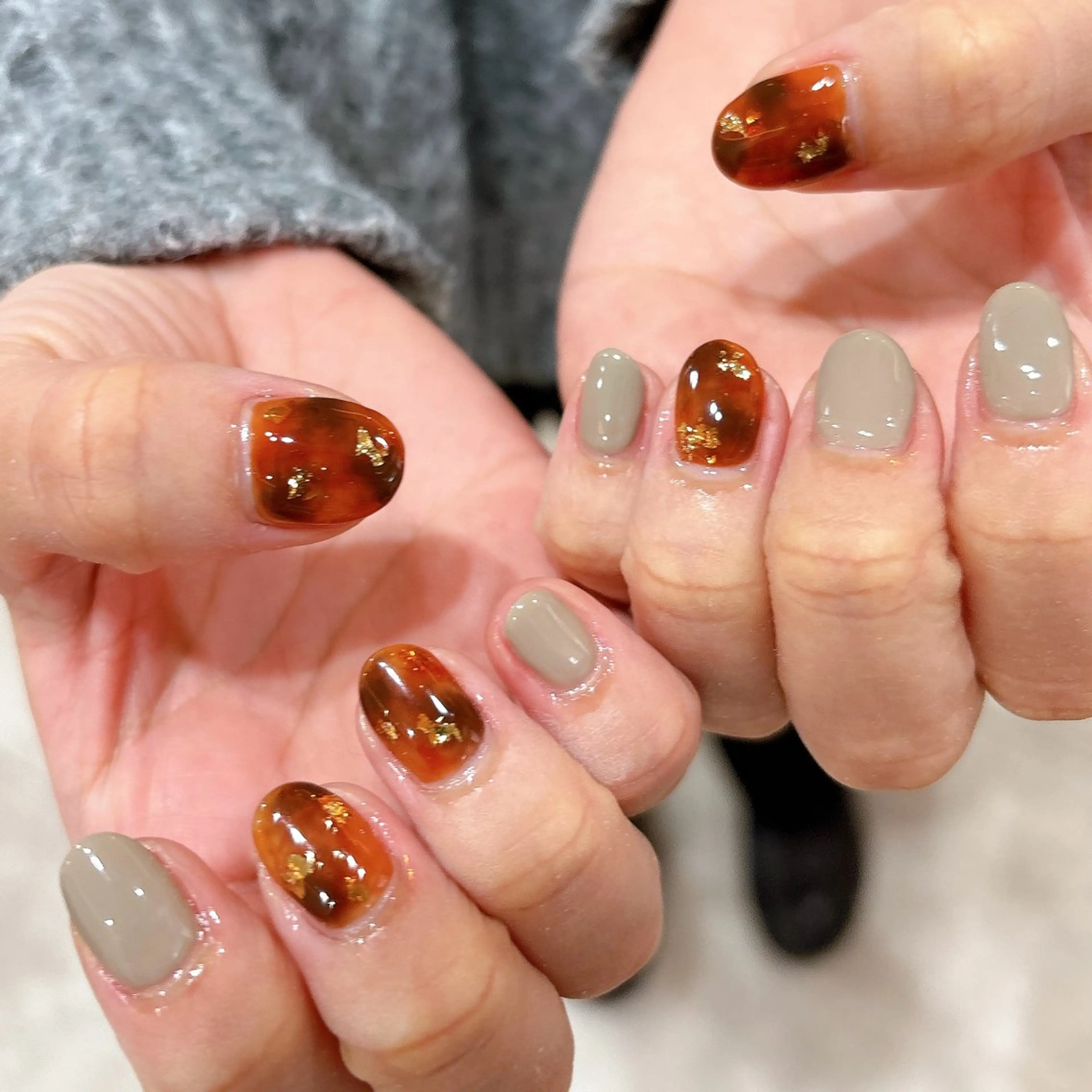 🍄秋冬大人気🐿べっこうネイルの写真