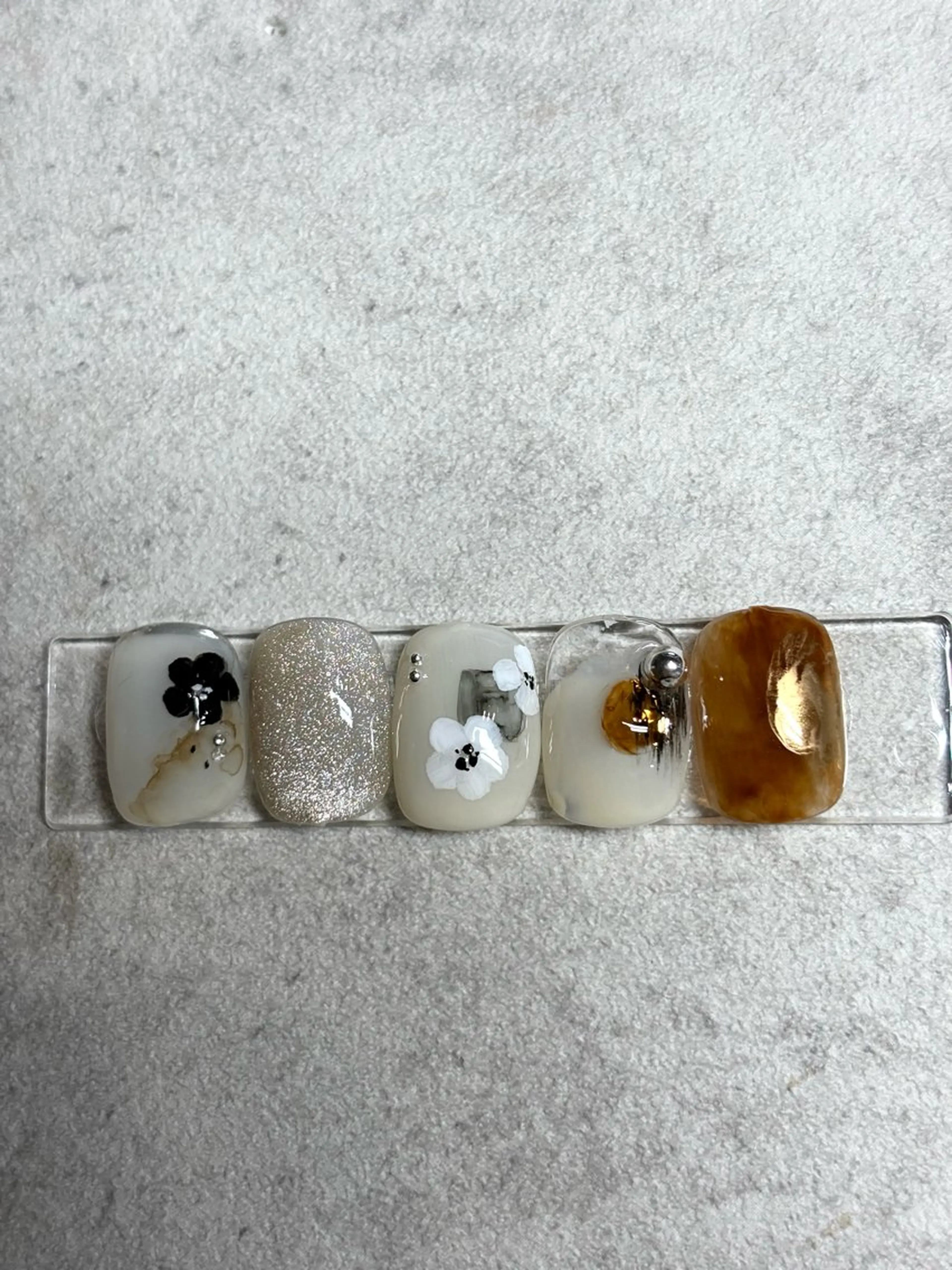 ネイル ハンドネイル Su. Naillandのネイルデザイン