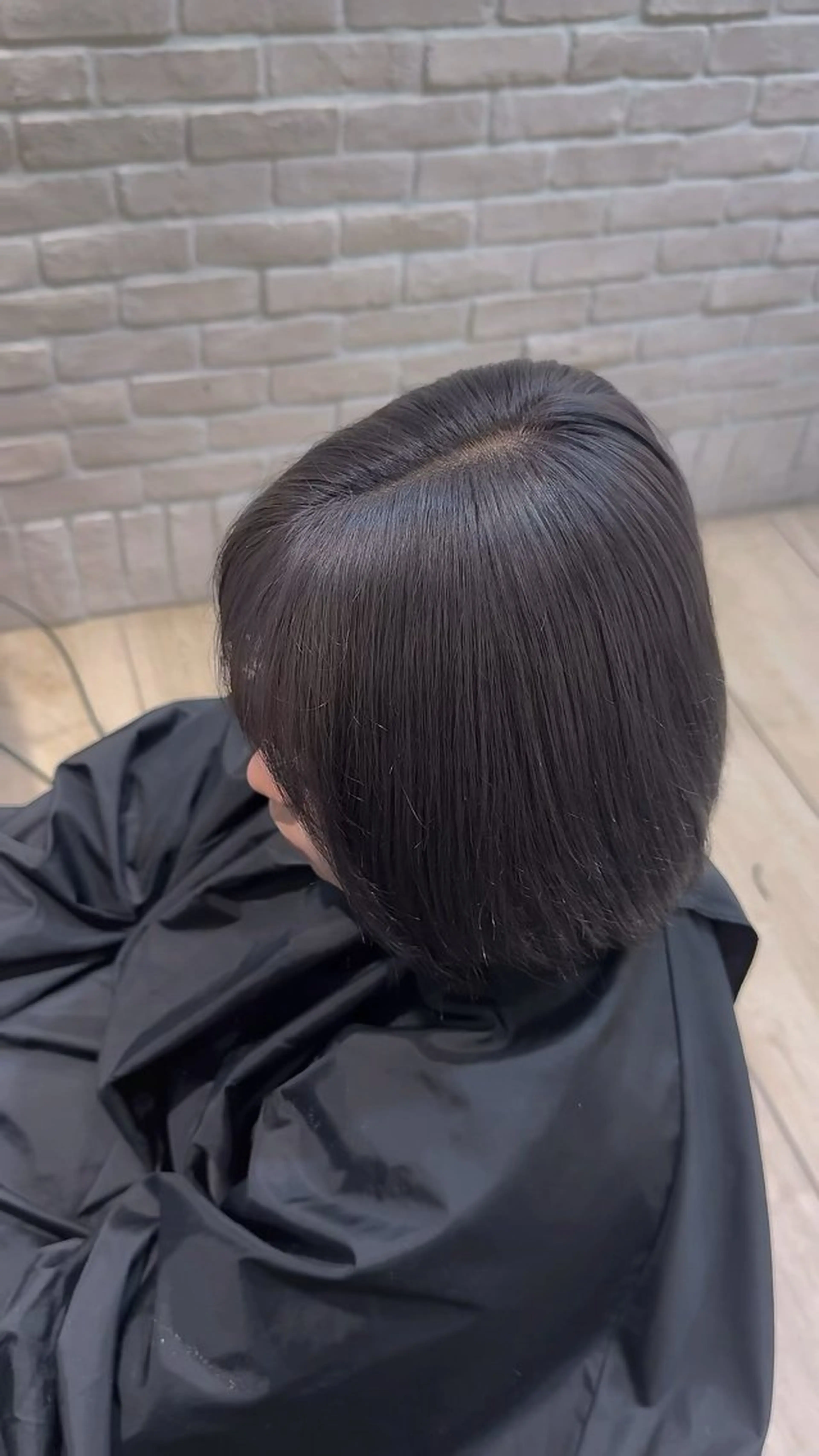 カラー 🎨ハイトーン ✨レイヤーカットのヘアスタイル