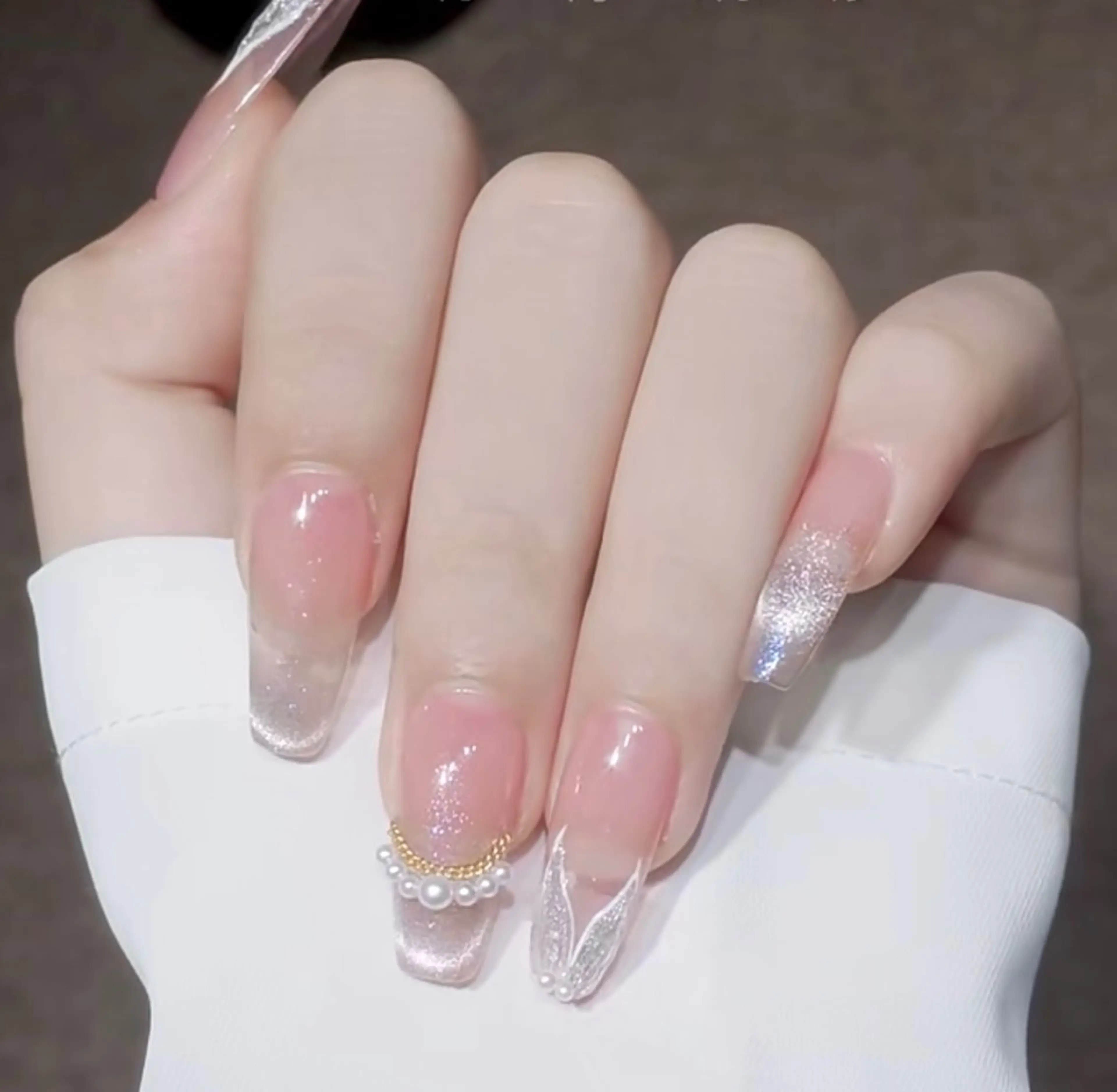 ネイル 💅E•U•B NAIL🌹所属・横浜市中区曙町 ネイルE·U·Bのネイルデザイン