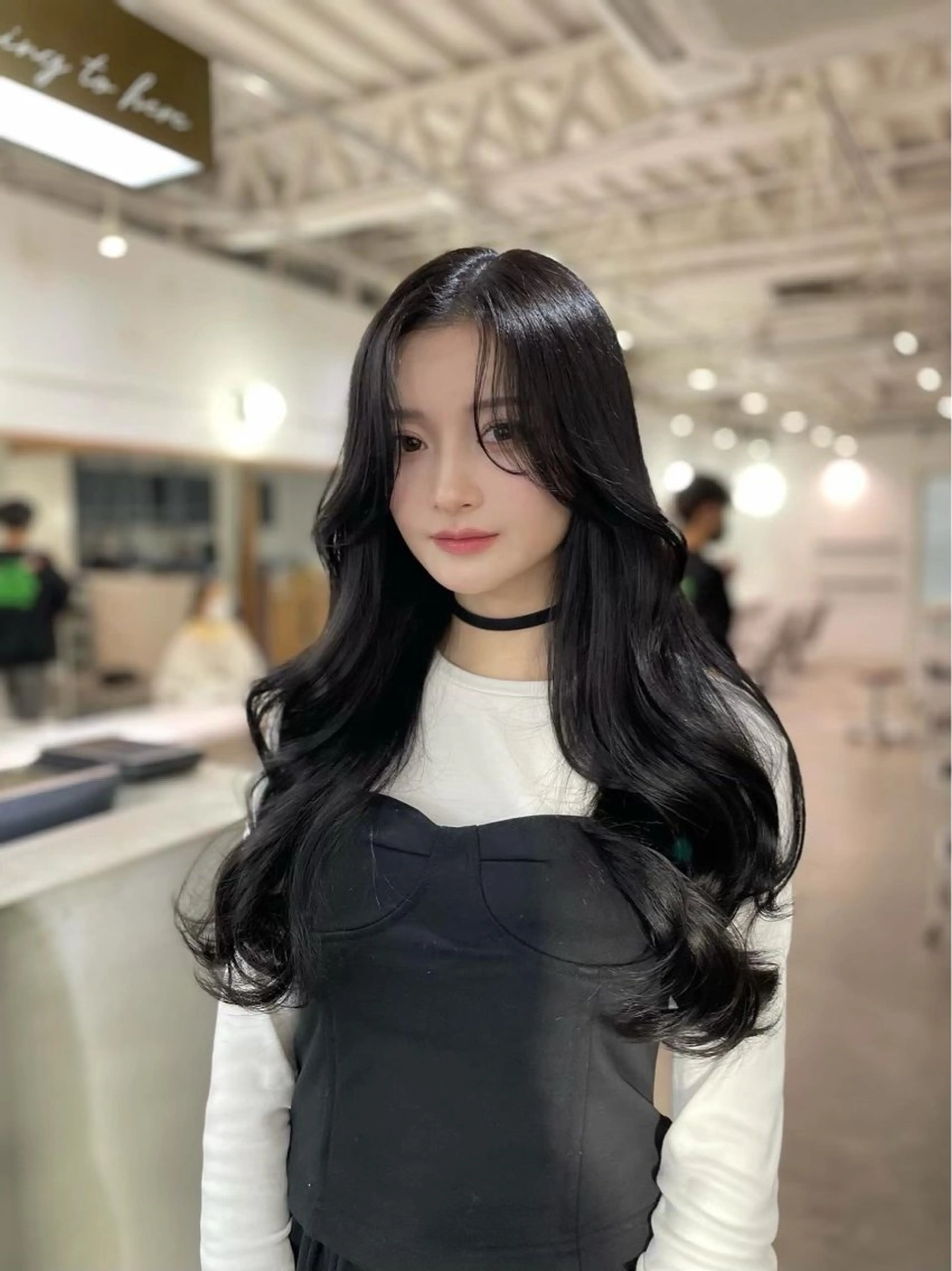 ロング カラー カット ヘアカラー トリートメント 京都韓国ヘア🇰🇷 /髪質改善/透カラーのヘアスタイル