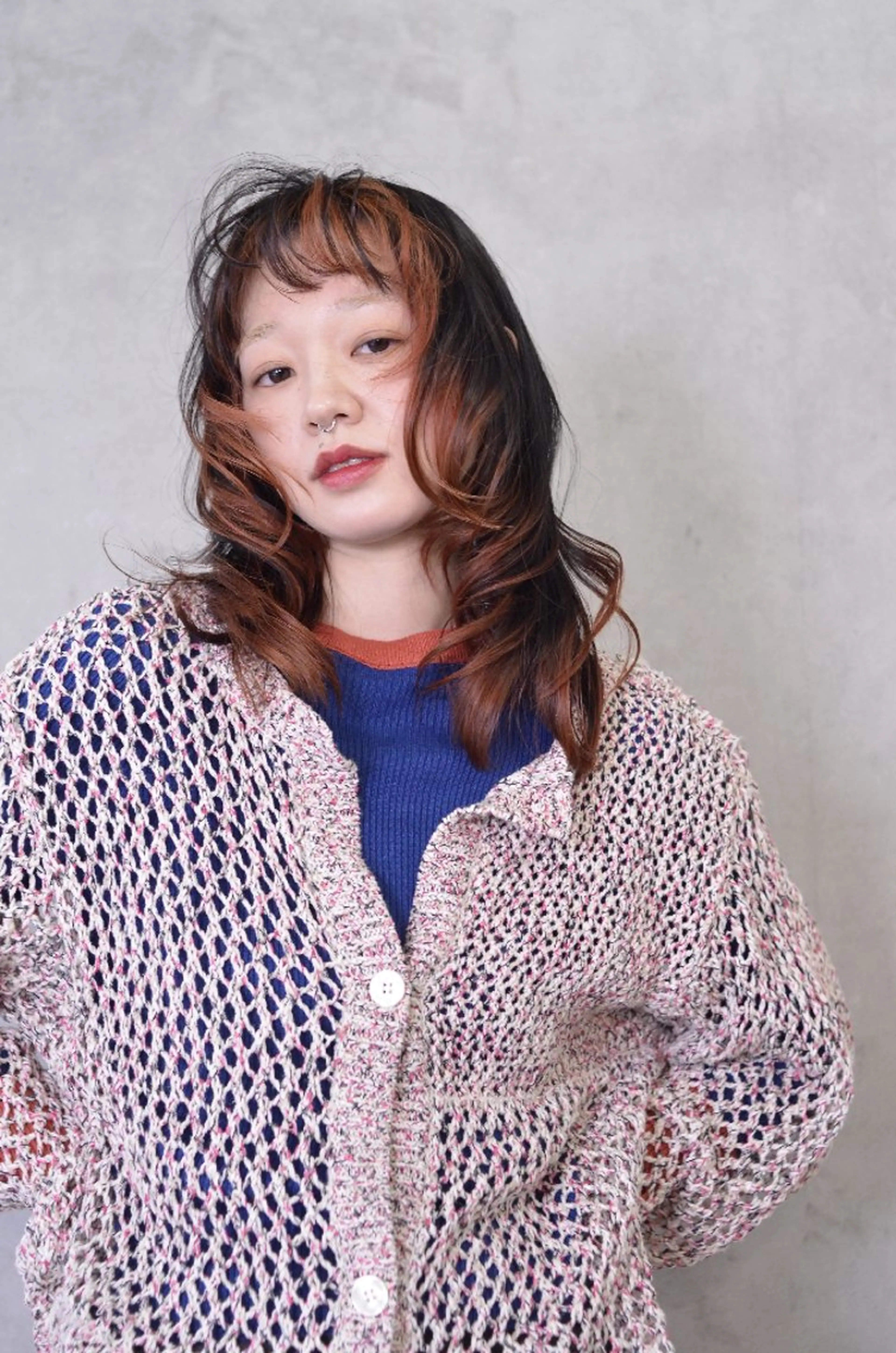 セミロング カラー ブリーチ デザインカラー レイヤーカット coii コイ【原宿/表参道】のヘアスタイル