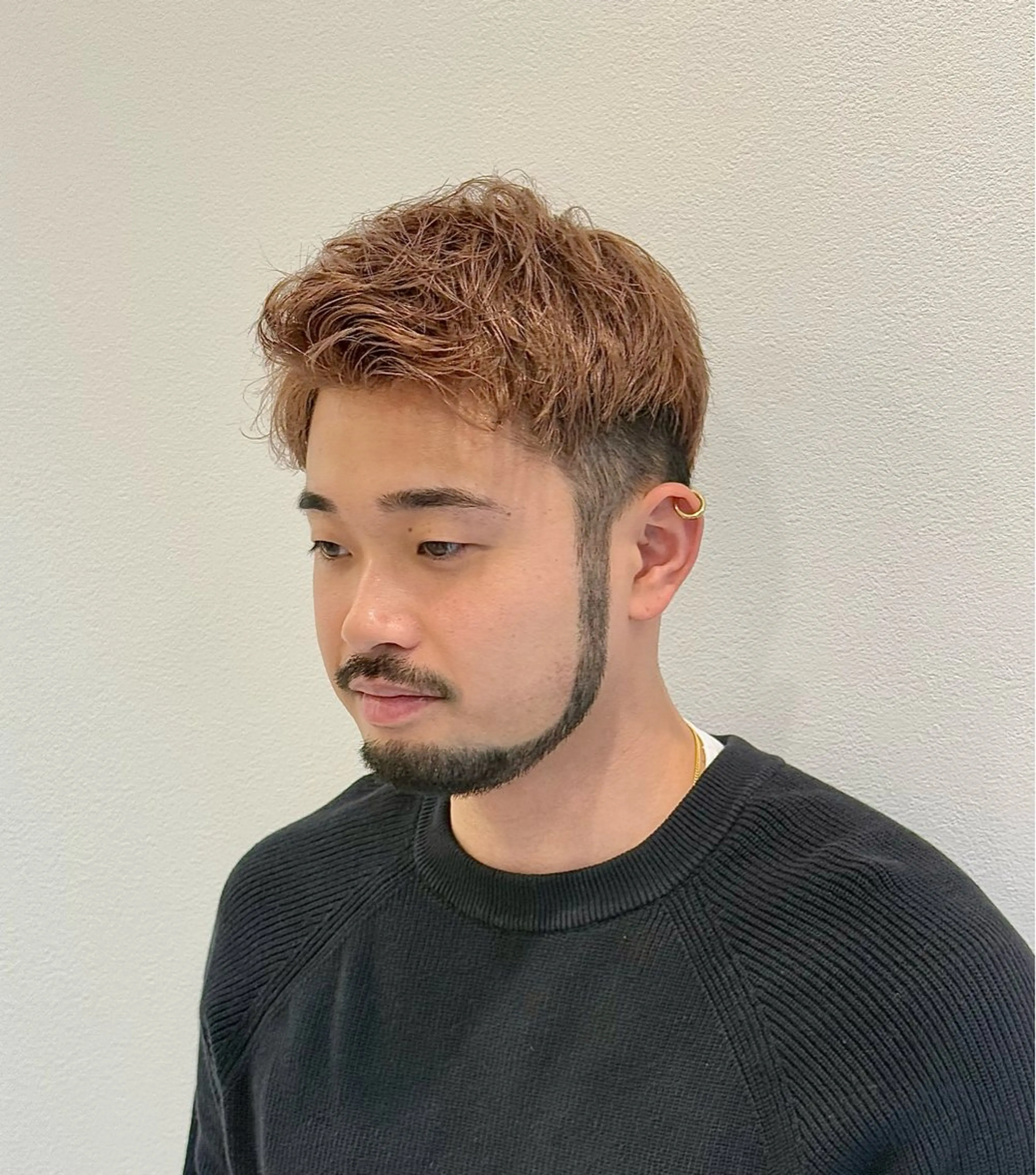 カラー メンズ メンズブリーチ ベージュカラー ブリーチ 透明感カラー ピンクカラー sonam by lange所属・NAGASHIMA RINAのマツエク・マツパデザイン