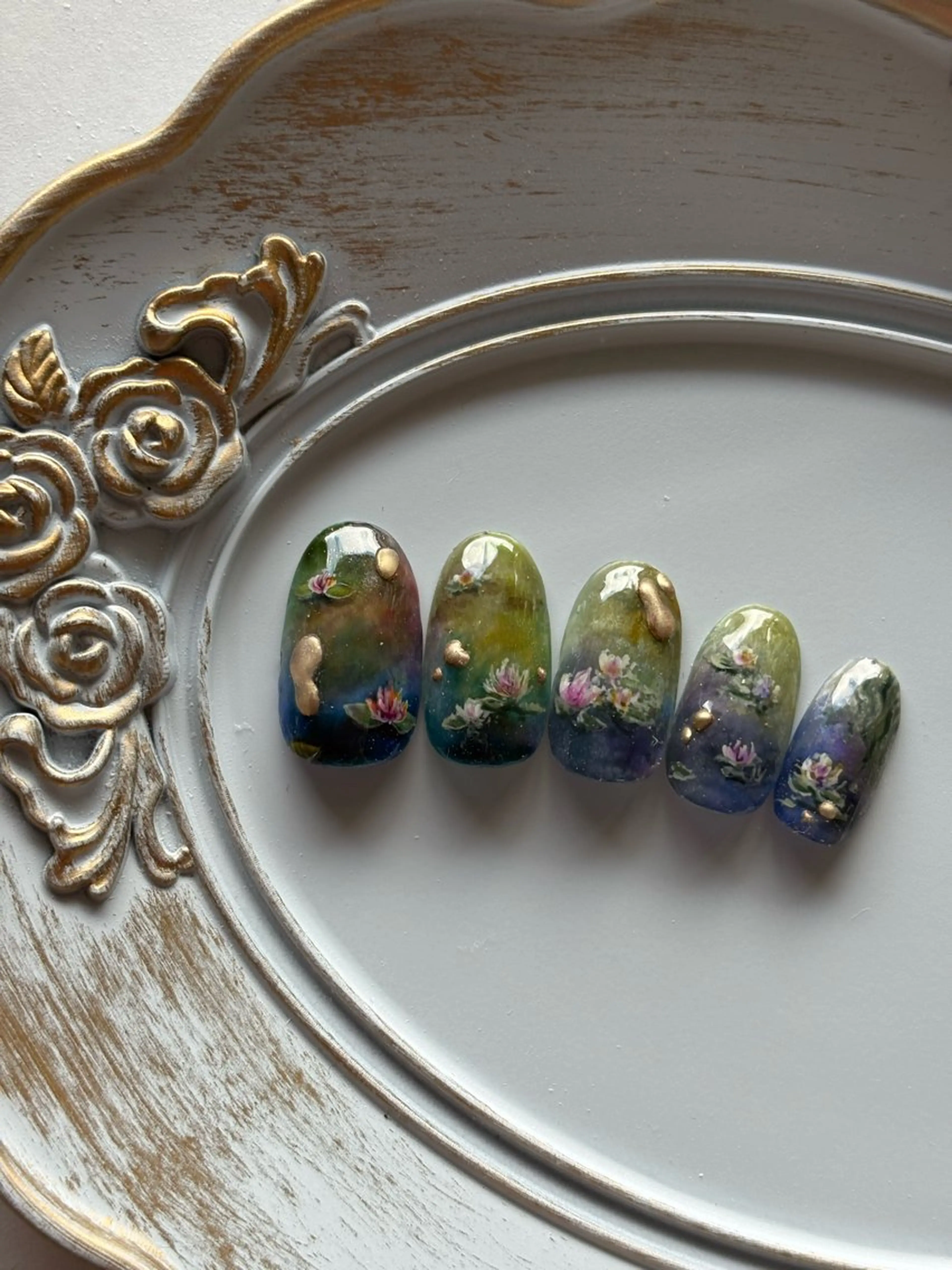 ネイル ハンドネイル FIORITURA Maikoのネイルデザイン