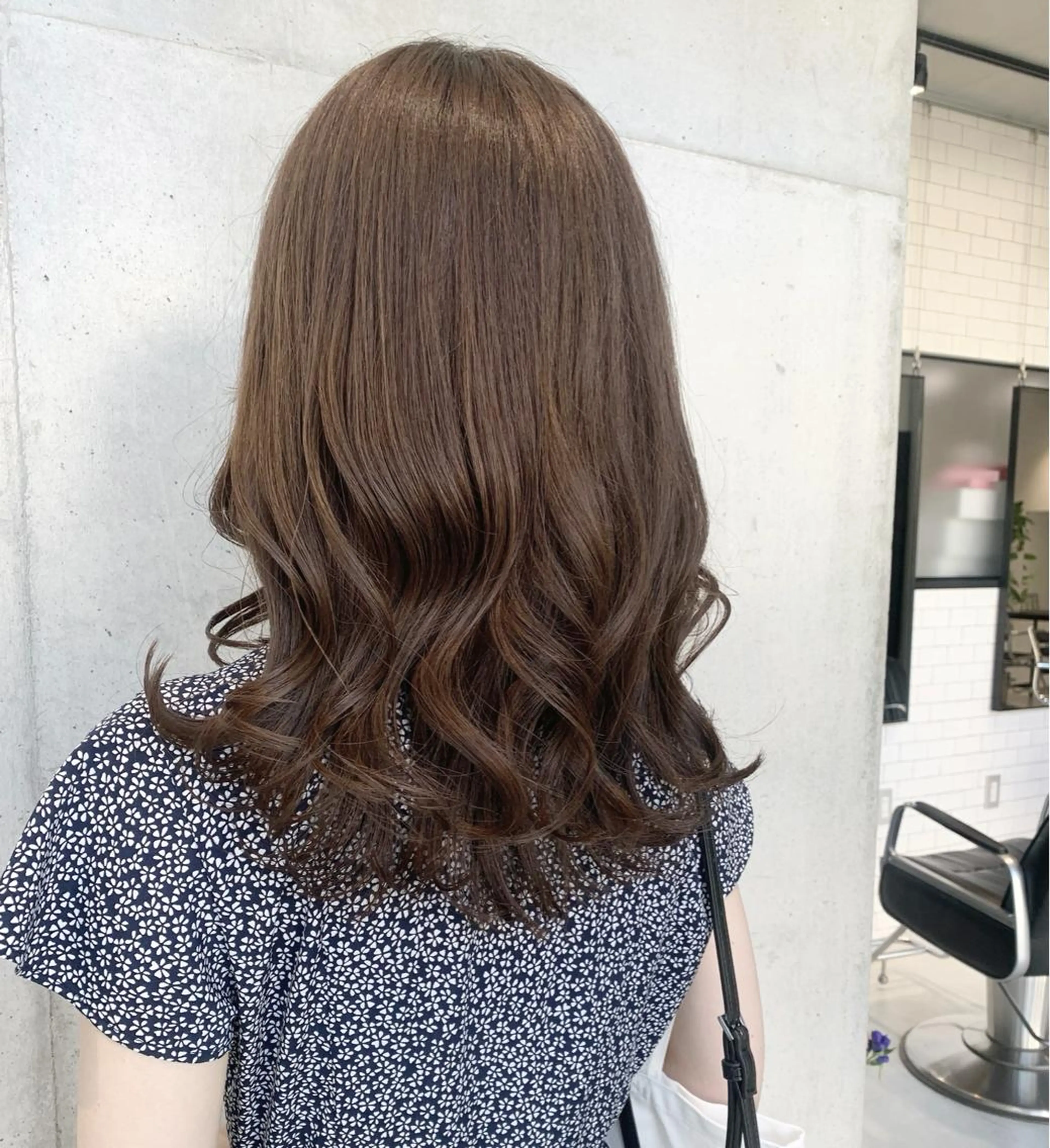 セミロング カラー 透明感/オリーブ/ グレージュ/YUKAのヘアスタイル