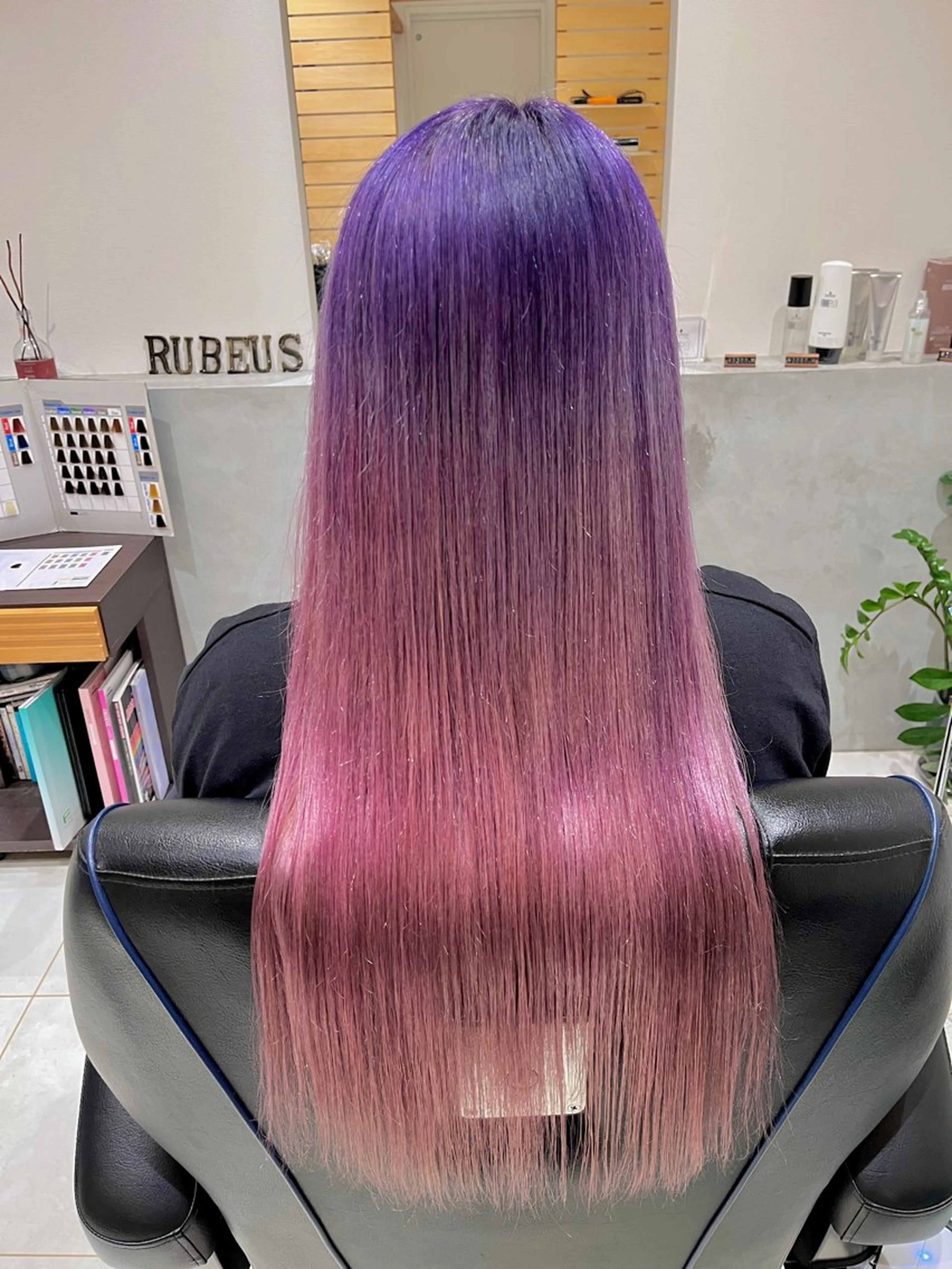 ロング カラー グラデーションカラー ハイトーンカラー ヘアカラー トリートメント RUBEUS【ルベウス】所属・✨髪質改善🎨 杉本賢人のヘアスタイル