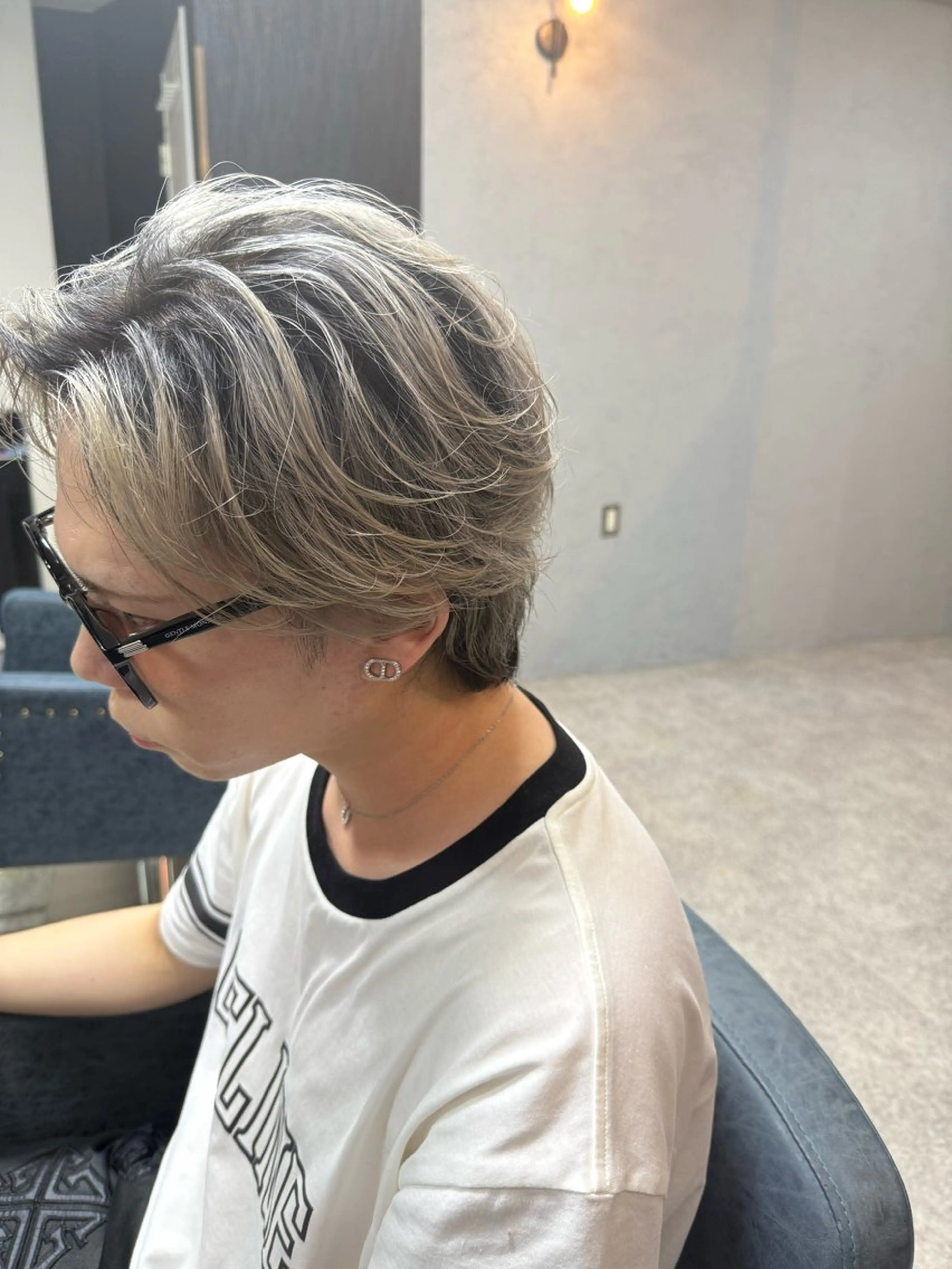 ショート カラー メンズ 坪井 拓海のヘアスタイル