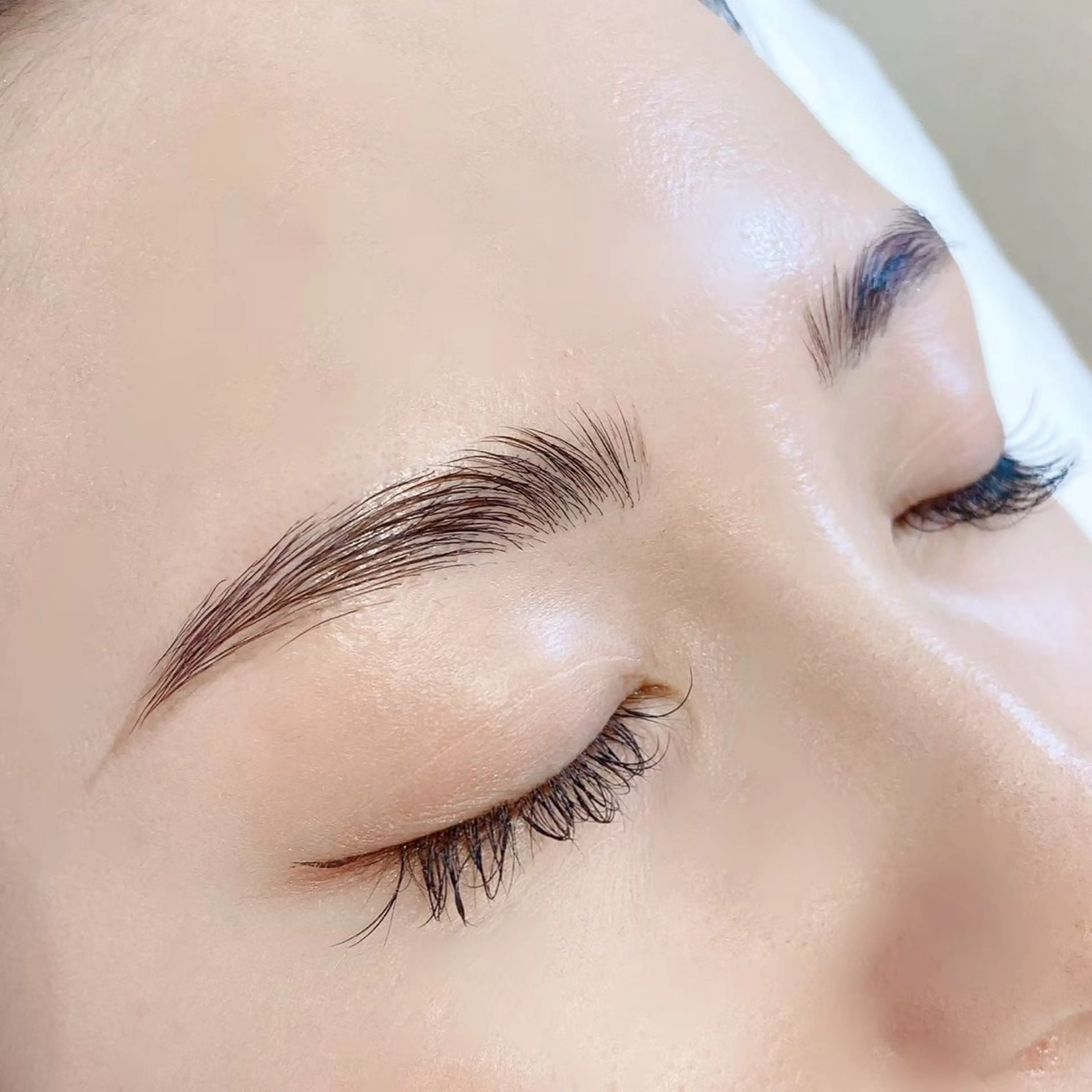 アイブロウ AKIKO 🌿の眉毛・アイブロウイメージ