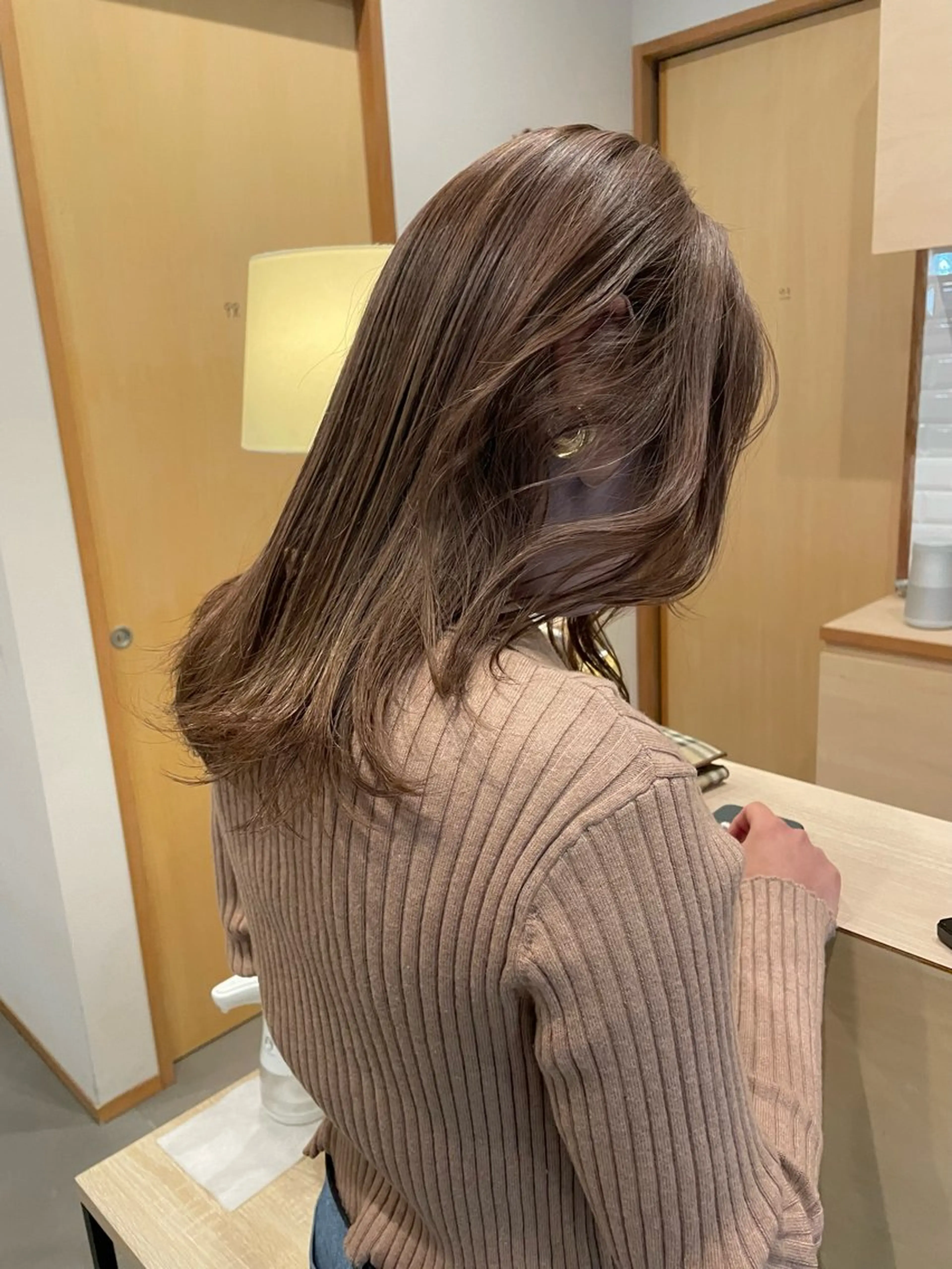 ミディアム LORO.hairmake&spa所属・山﨑 ひよりのヘアスタイル