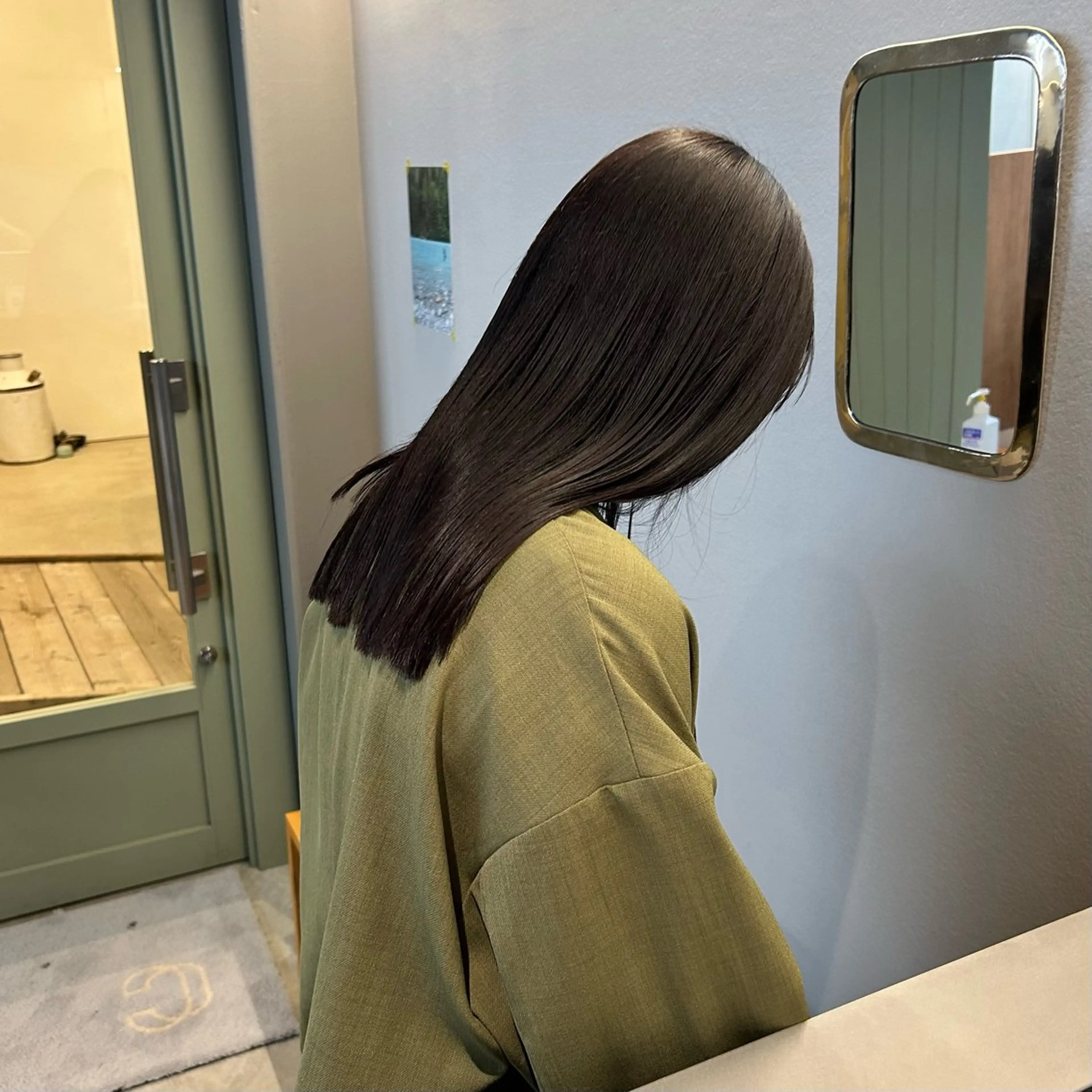 ロング 石黒 良華のヘアスタイル
