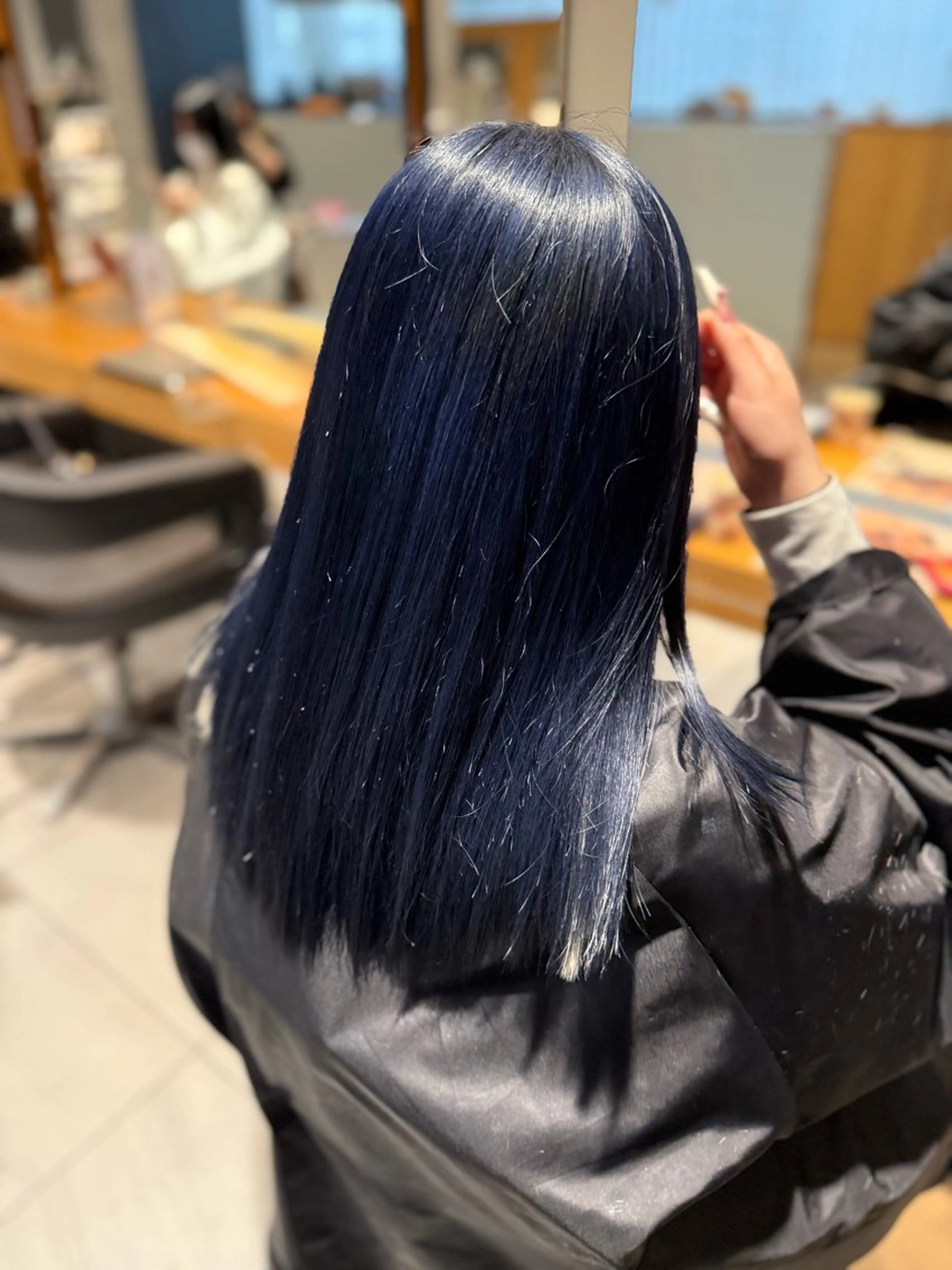 ロング ヘアカラー 髪質改善Lee京橋 上山裕生のヘアスタイル