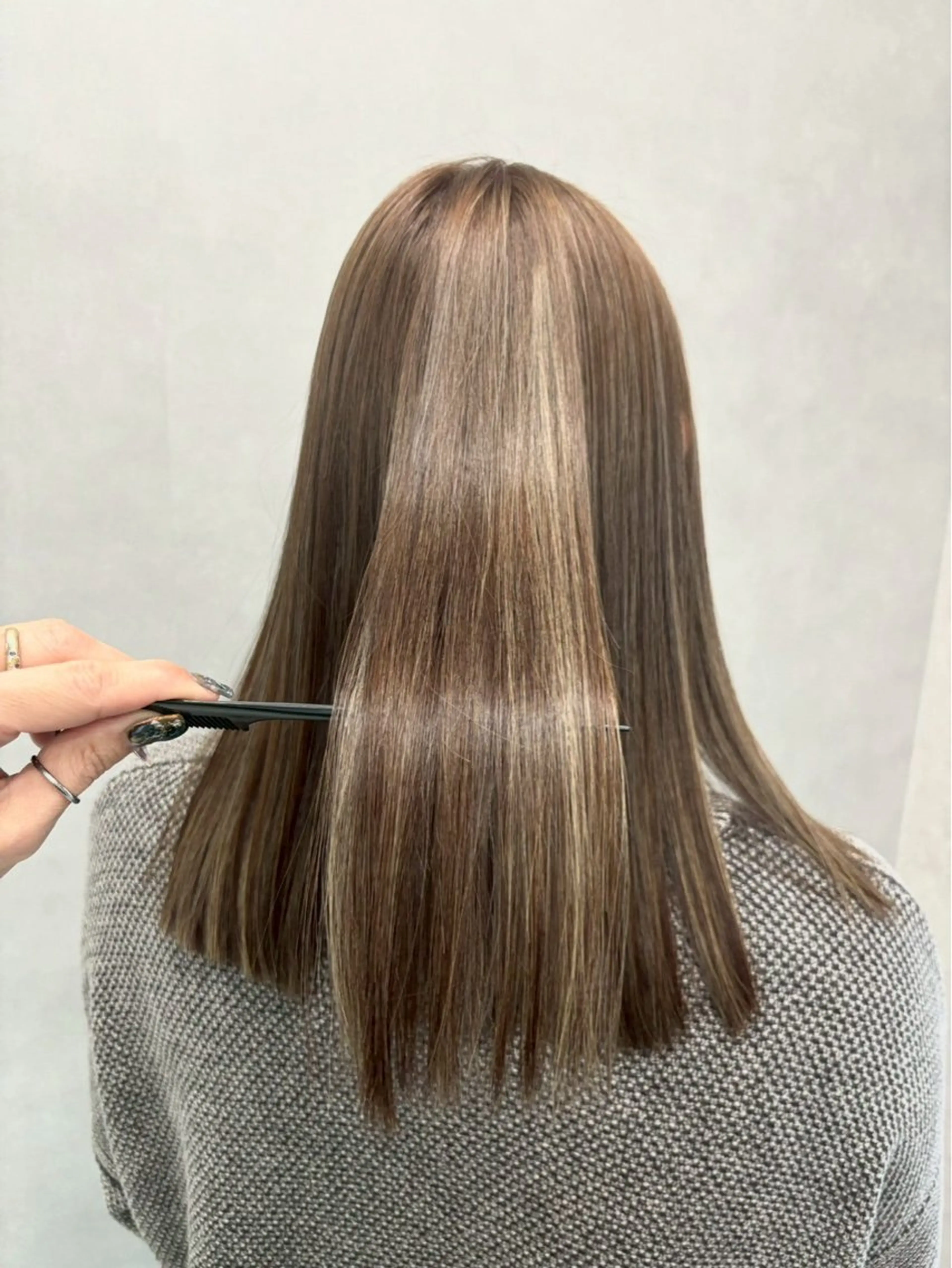 ロング ハイライト カット トリートメント ulu by dot.所属・かがみはやと 髪質改善/縮毛矯正のヘアスタイル