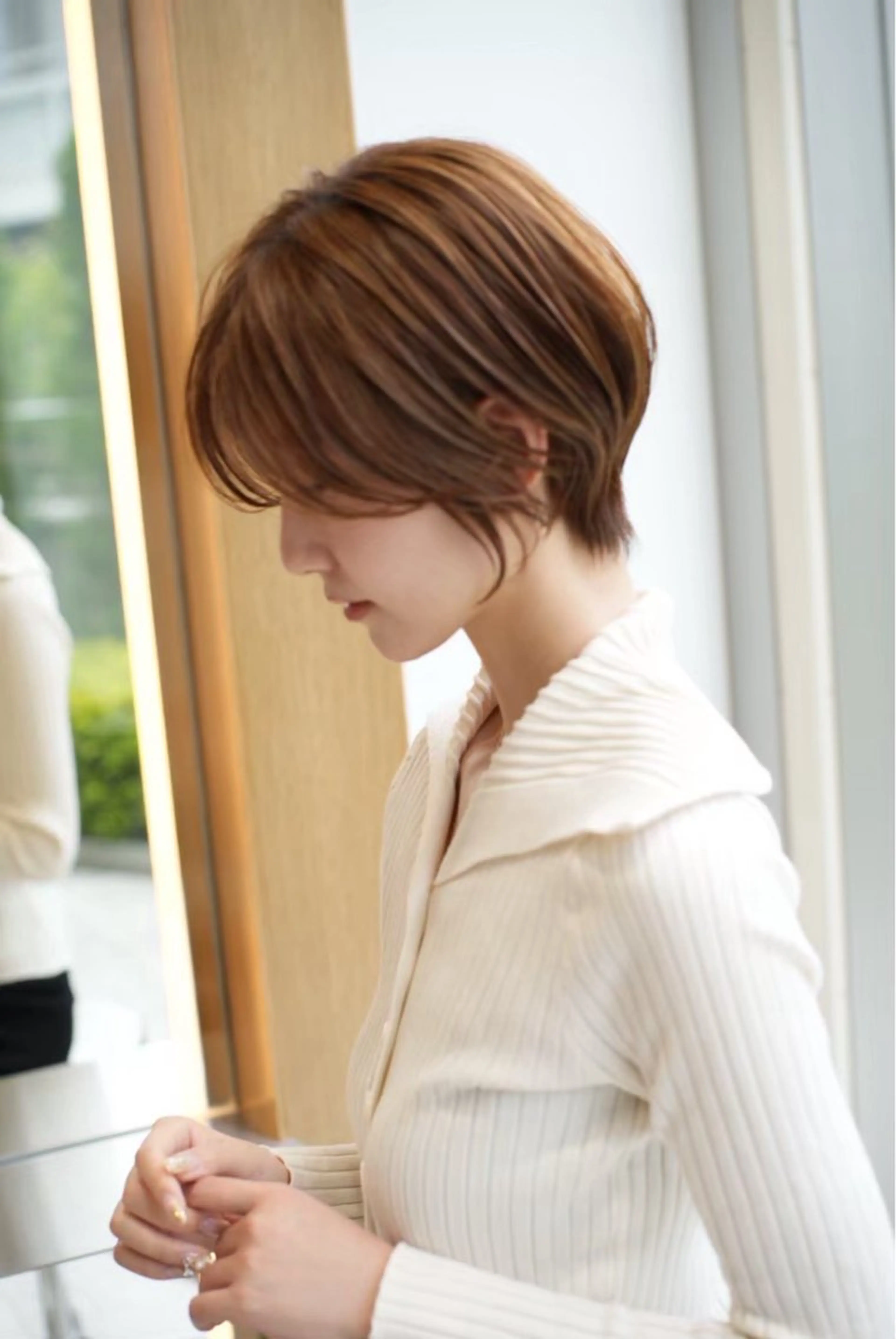 ショート 透明感カラー/伊藤 陸/soigneのヘアスタイル