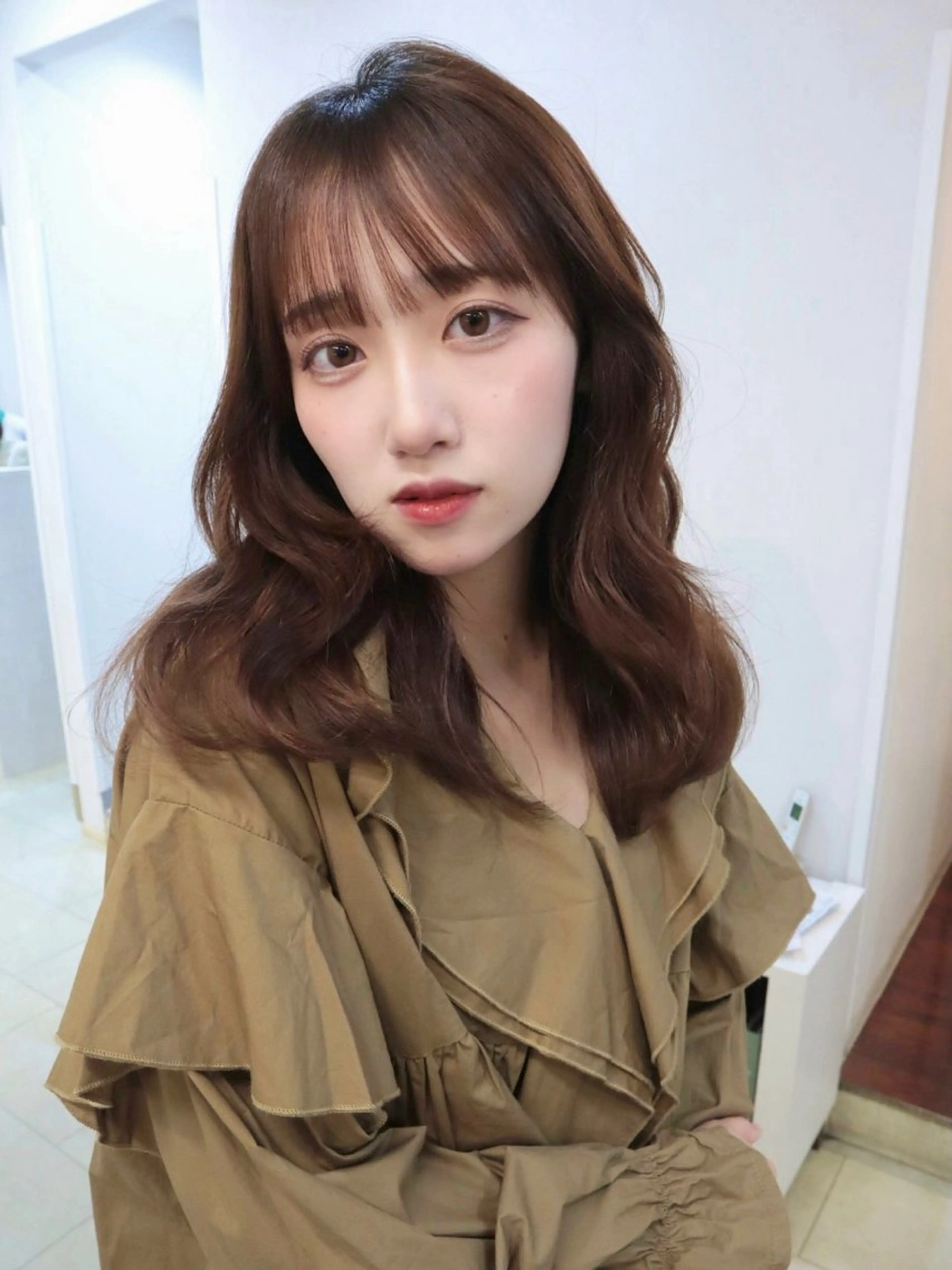 セミロング kchiara所属・yura /レイヤーカットのヘアスタイル