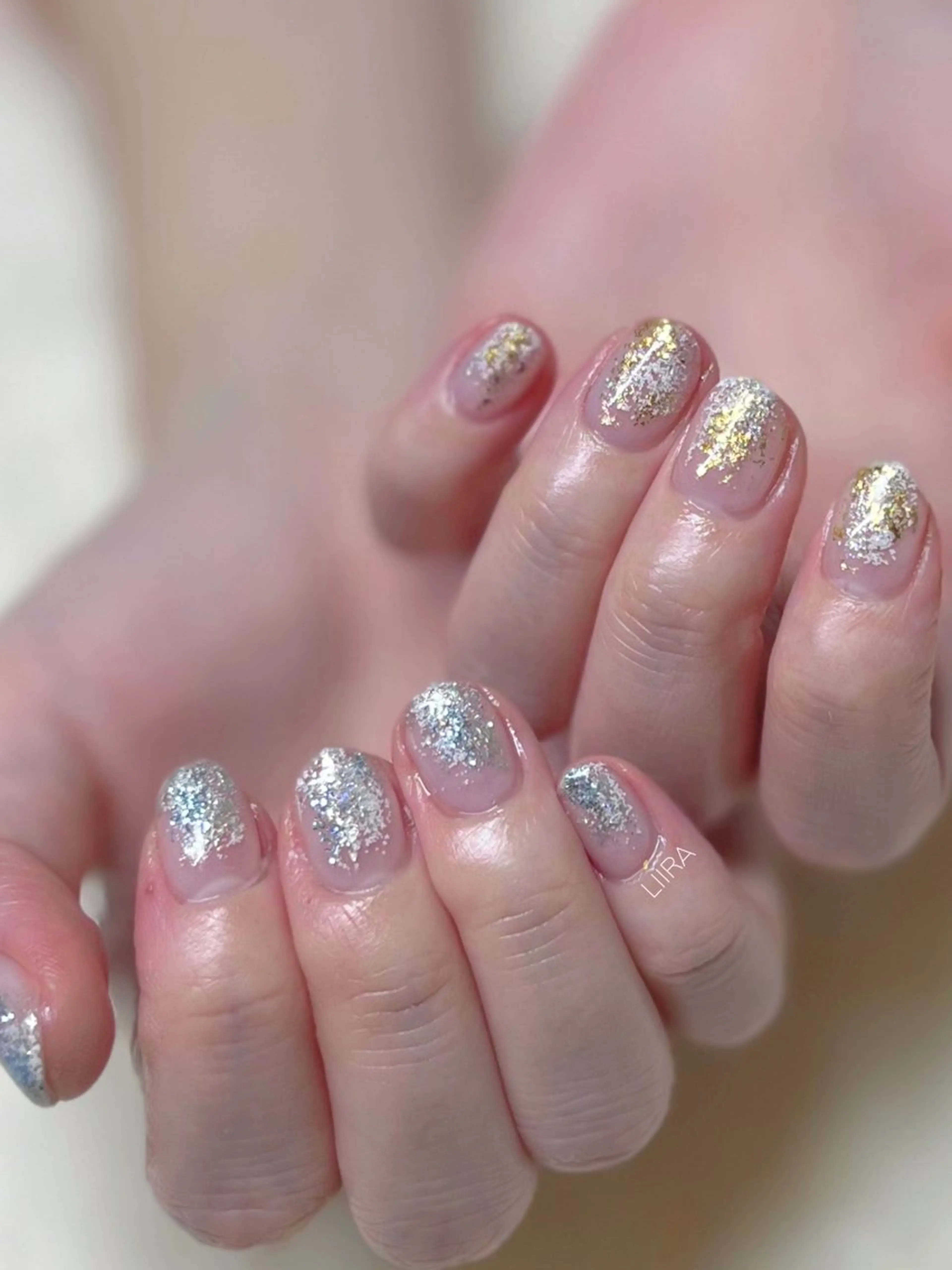 ネイル ラメ(グリッター) ニュアンスネイル ハンドネイル LIIRA(西船)/ やまださおりのネイルデザイン