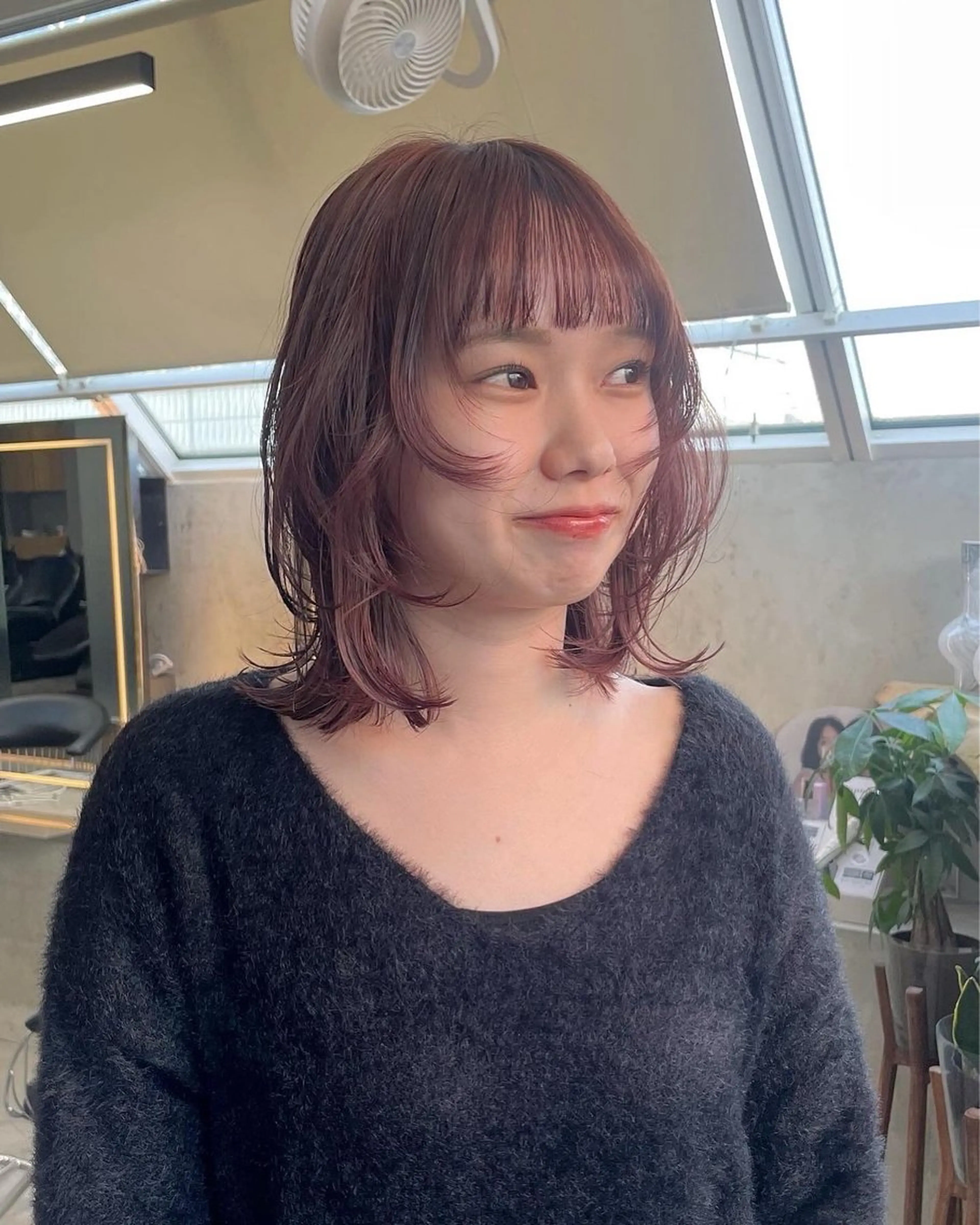 ミディアム 似合わせカット レイヤー/ブリーチ ♥️【木坂 桃歌】のヘアスタイル