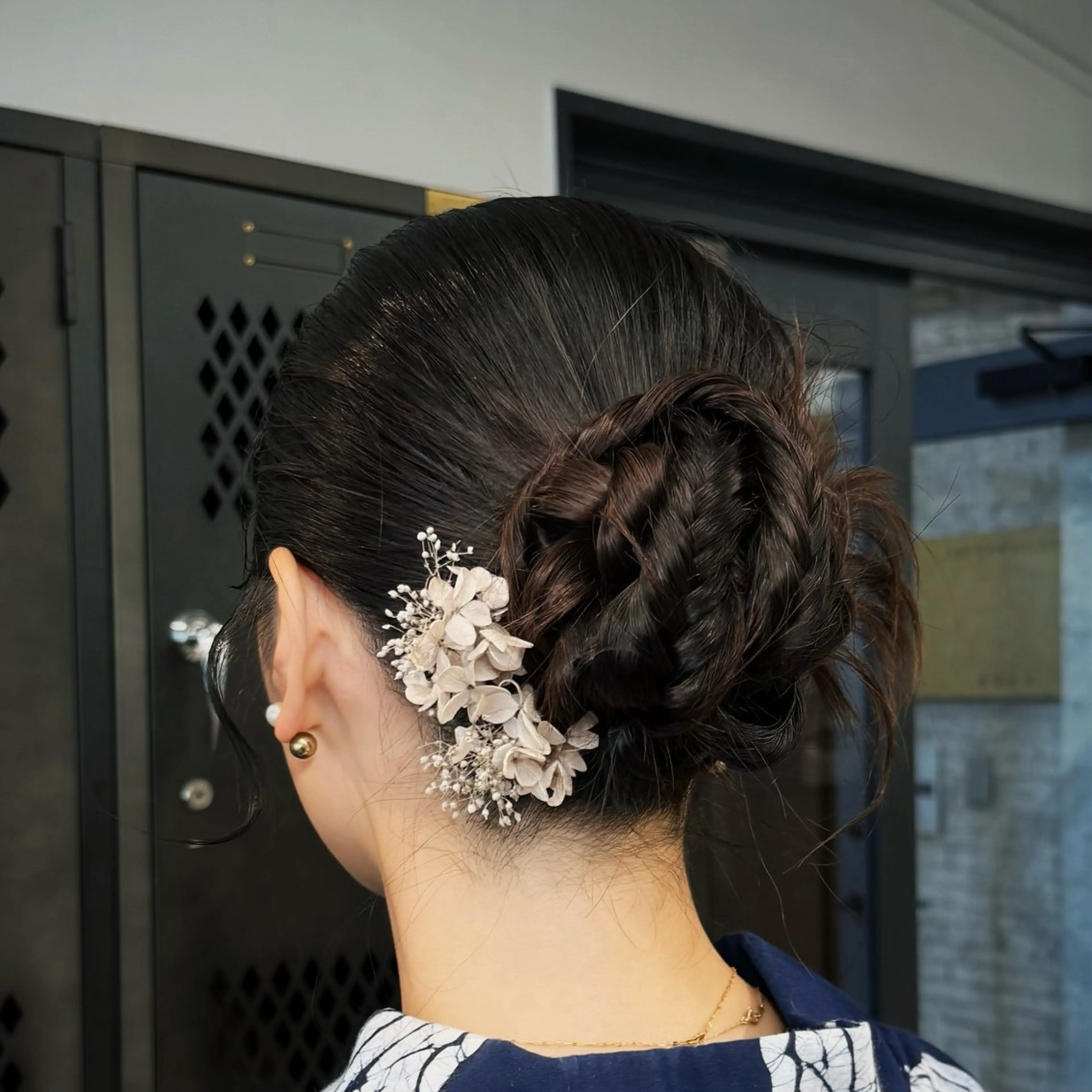 ロング ヘアセット INORI|レイヤー |ハッシュカットのヘアスタイル