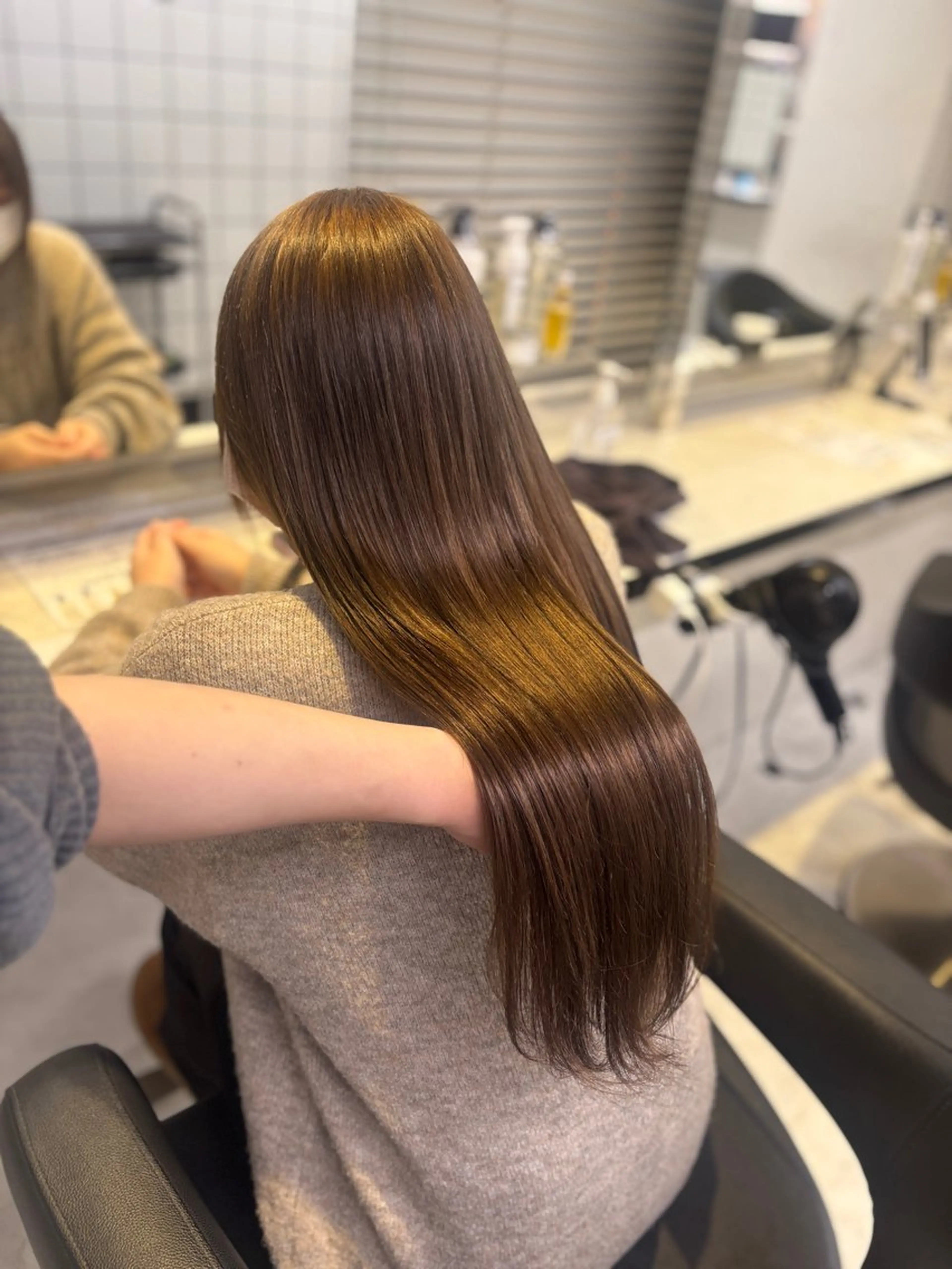 ロング カラー ベージュカラー ヘアカラー 💙ハイトーン韓国風 色白ヘア💙manaのヘアスタイル