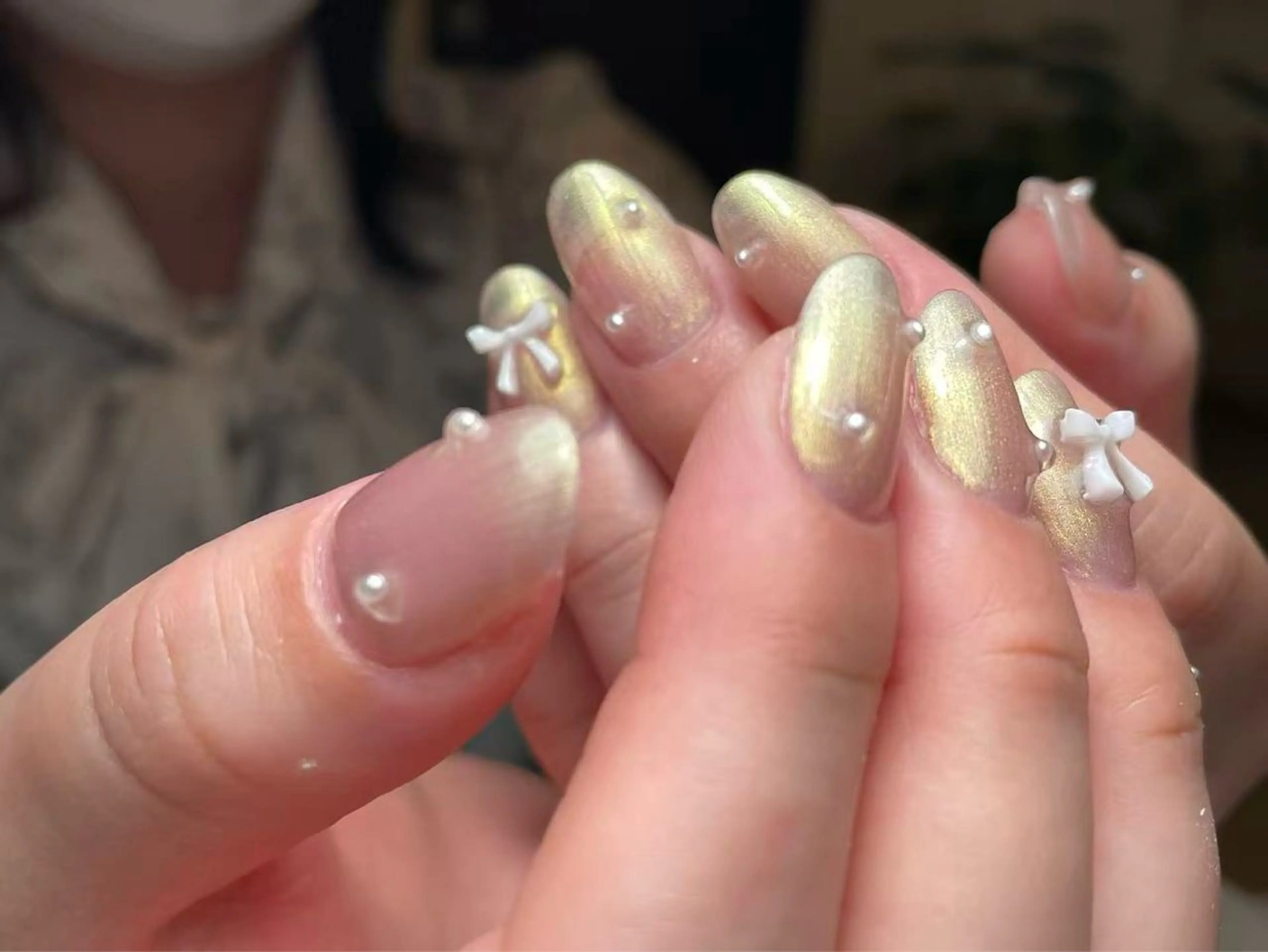 ネイル オーロラネイル 持ち込み オフィスネイル ピンク リボン Wilu nail 二子新地駅徒歩30秒のネイルデザイン