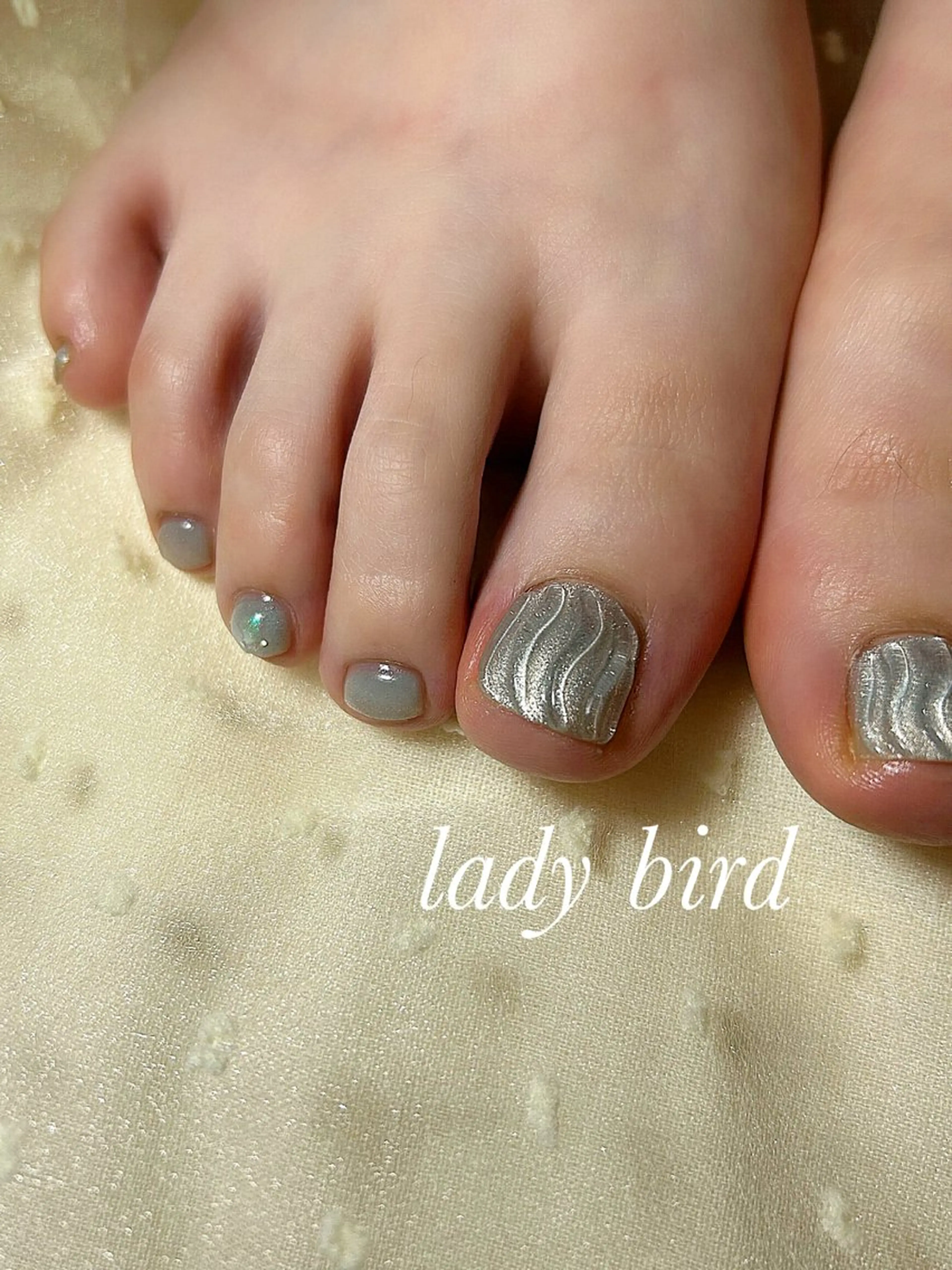 ネイル lady bird yoshieのネイルデザイン