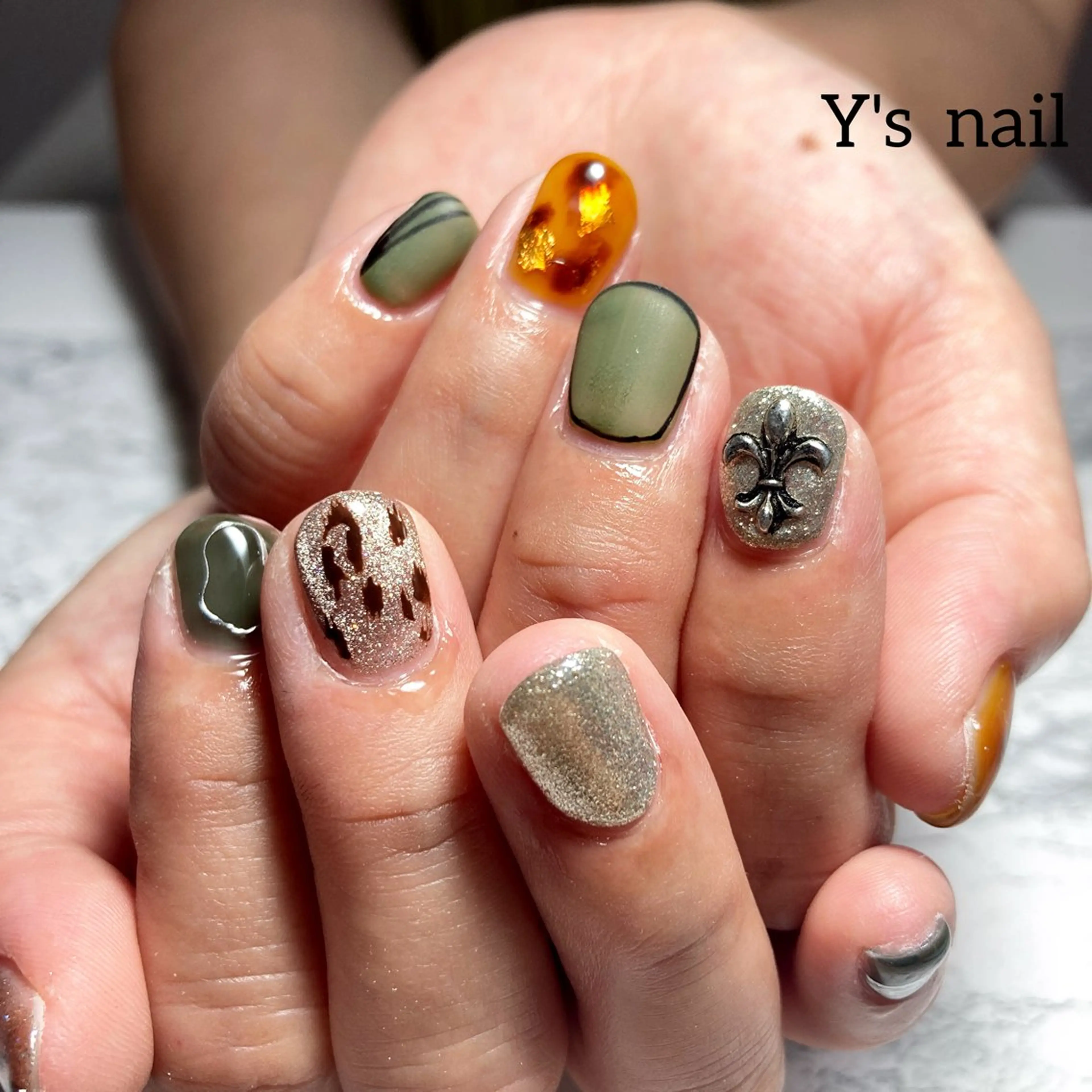 ネイル ハンドネイル 手書きが得意🖌️ Y’s  nailのネイルデザイン