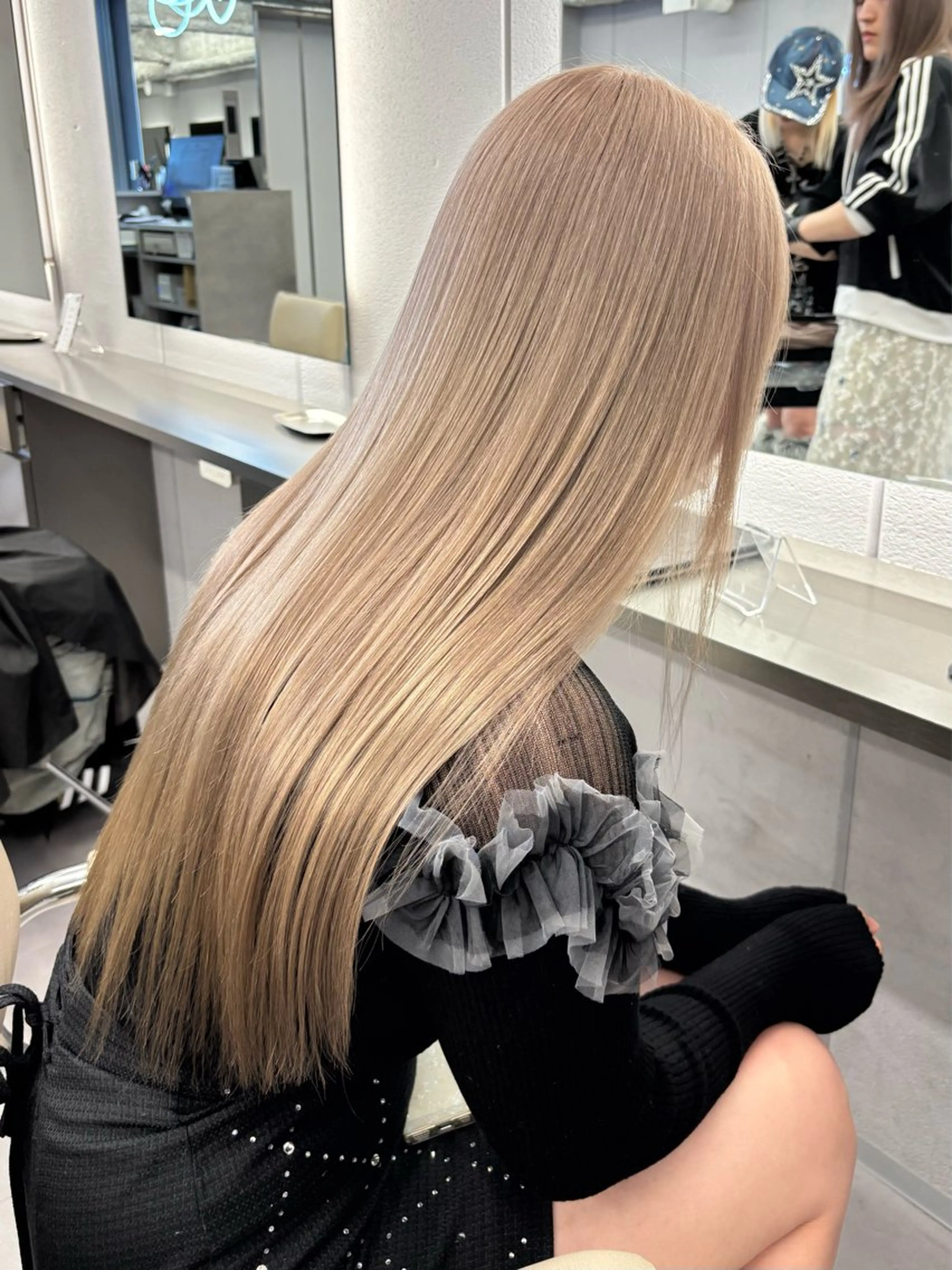 ロング カラー ブリーチ ハイトーンカラー 髪質改善 トリートメント ヘアカラー トリートメント 名古屋／デザイン／ ブリーチ/松井亮磨のヘアスタイル